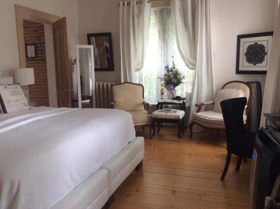 Superior King or Twin Room photo 2