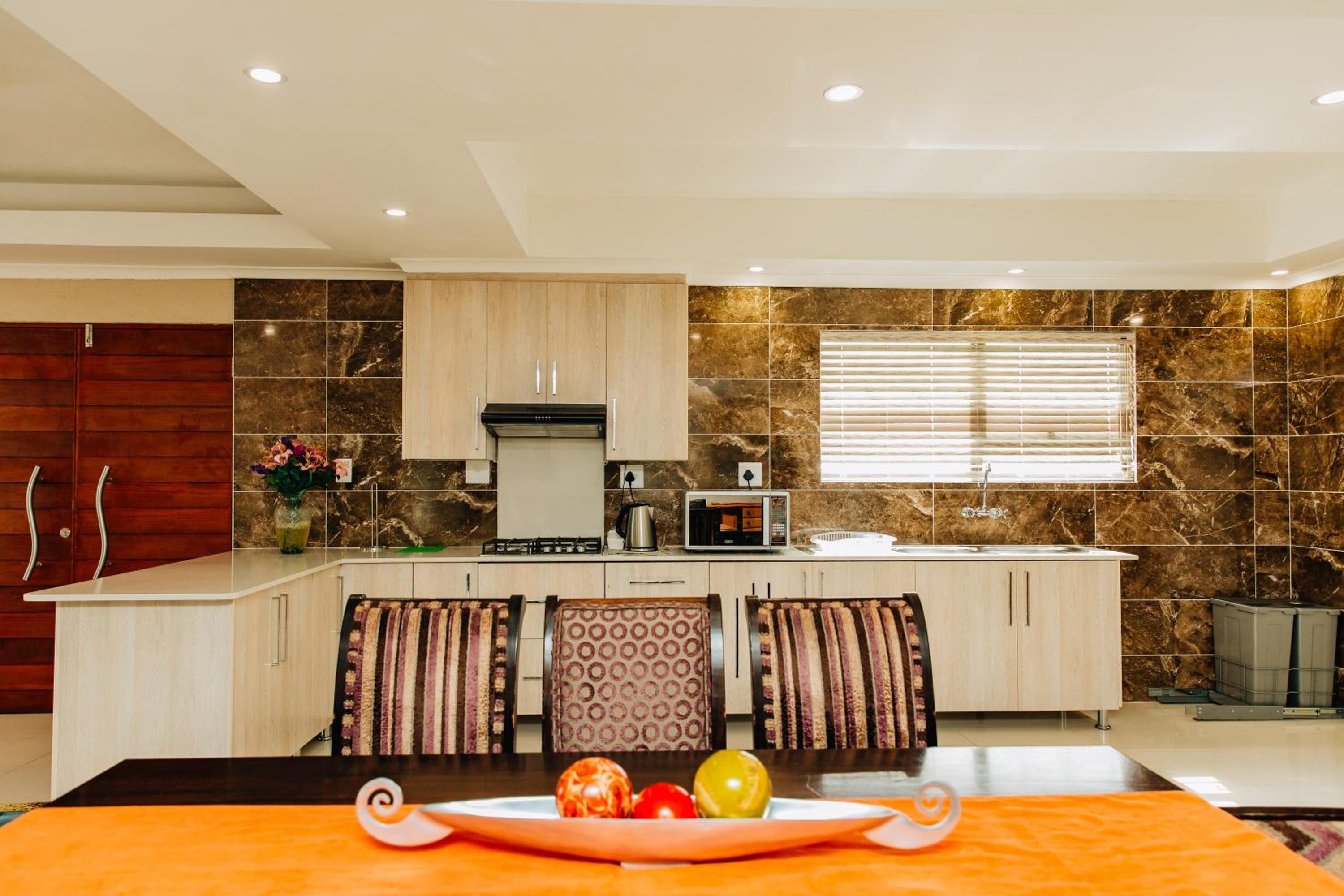 Three-Bedroom Villa - Photo 18
