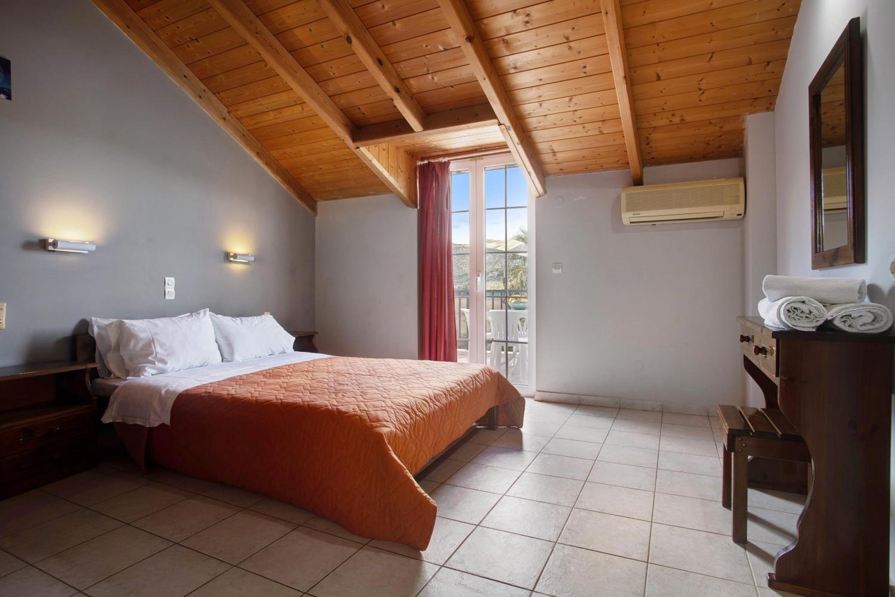 Two-Bedroom Deluxe Apartment with Ocean View