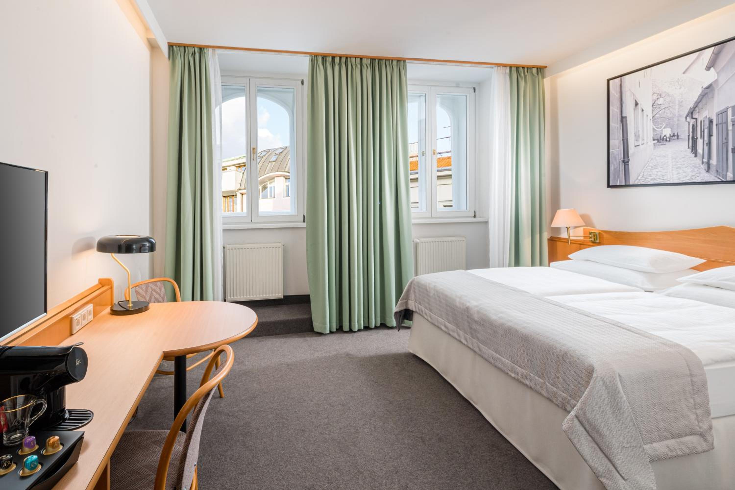 Classic Double Room