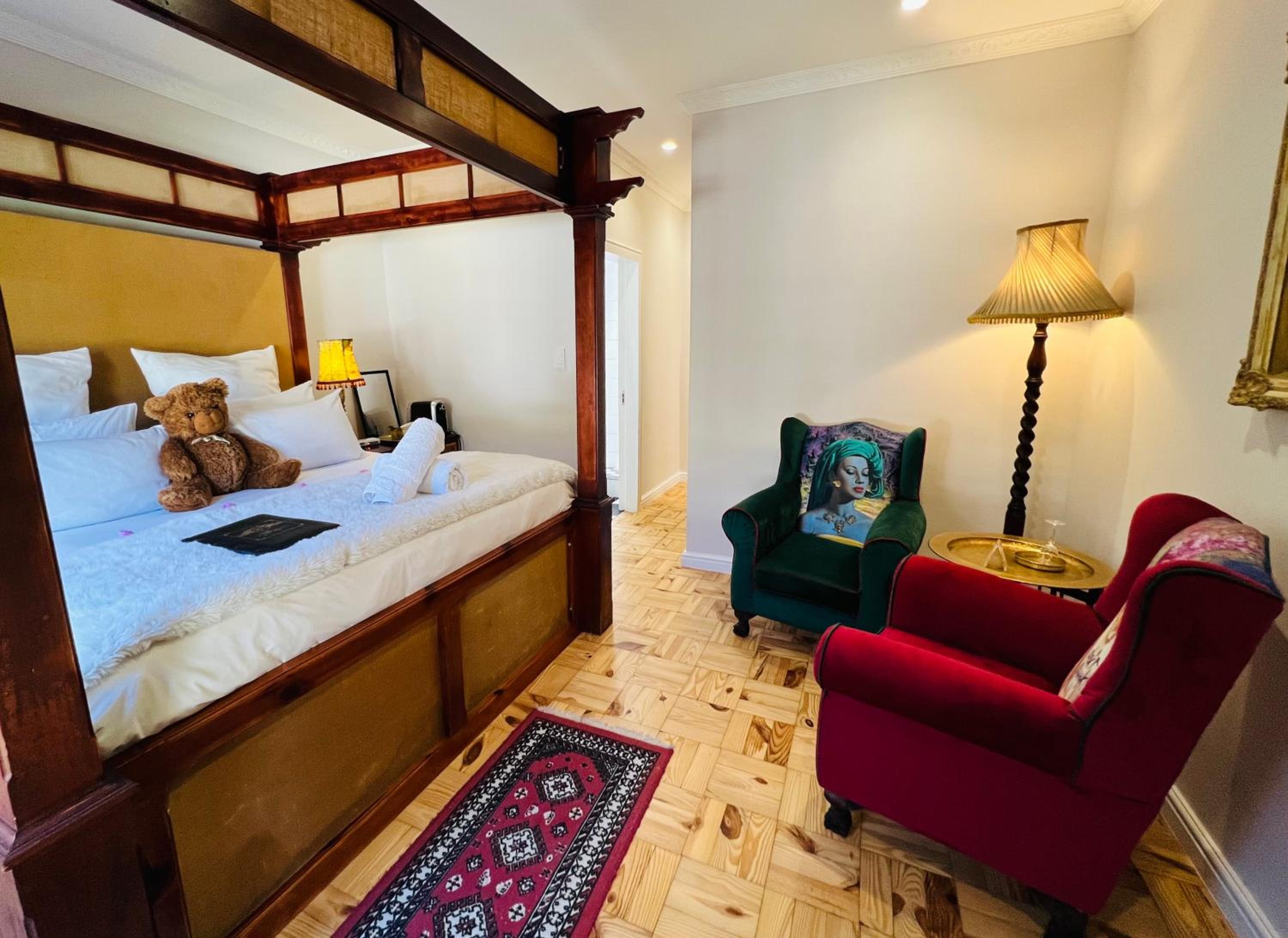 Deluxe King Room - Photo 3