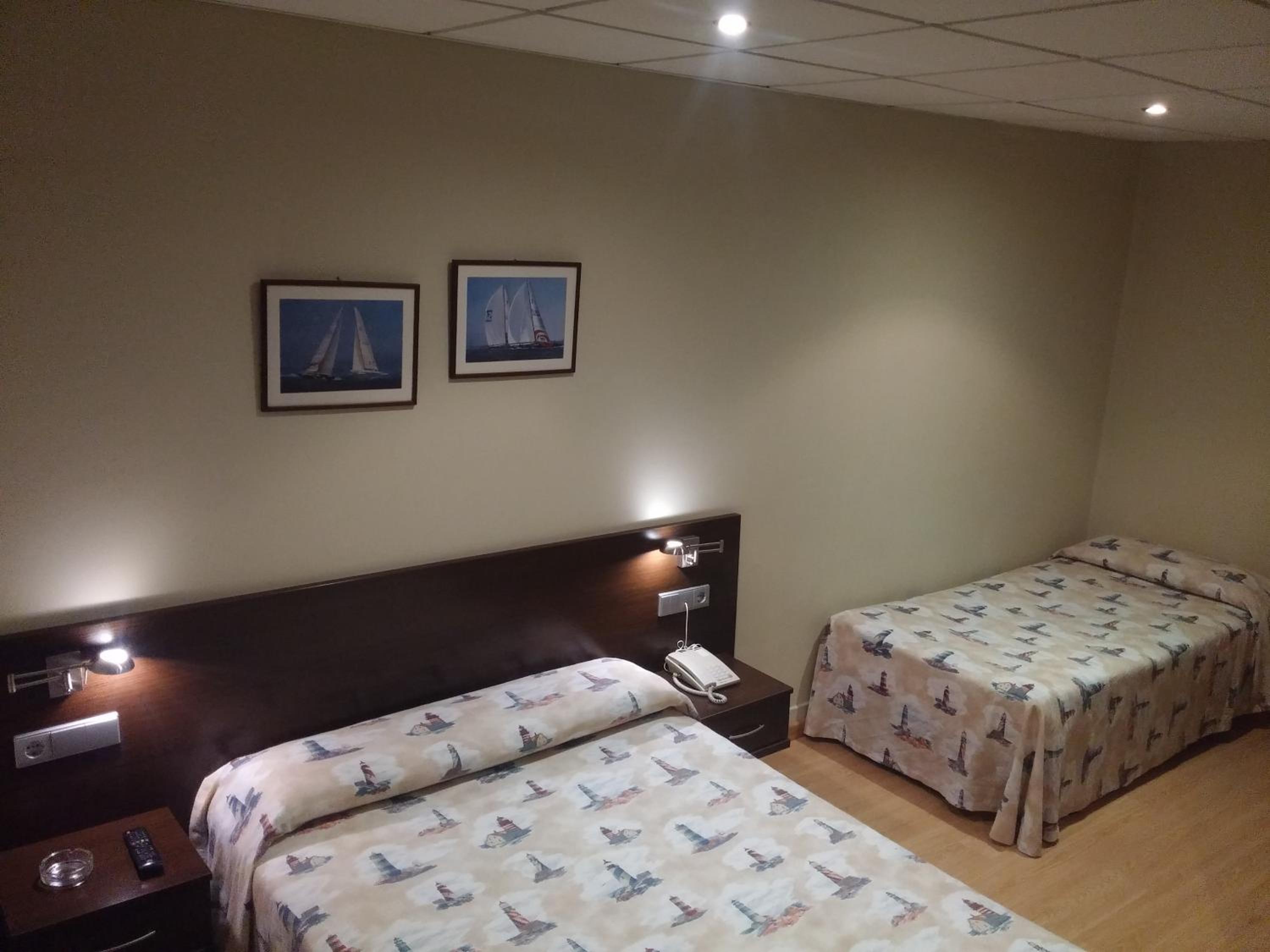 Economy Double or Twin Room - Photo 25