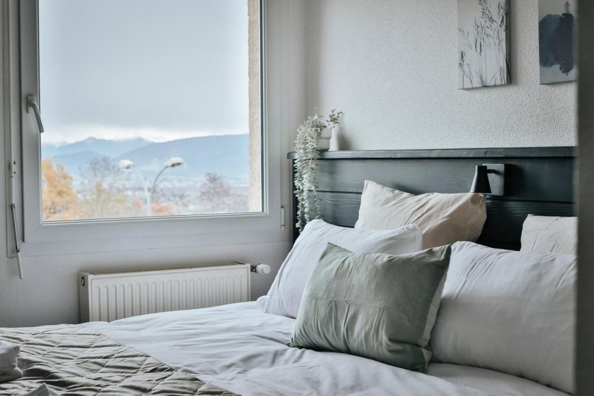 Double Room with Mountain View photo 2