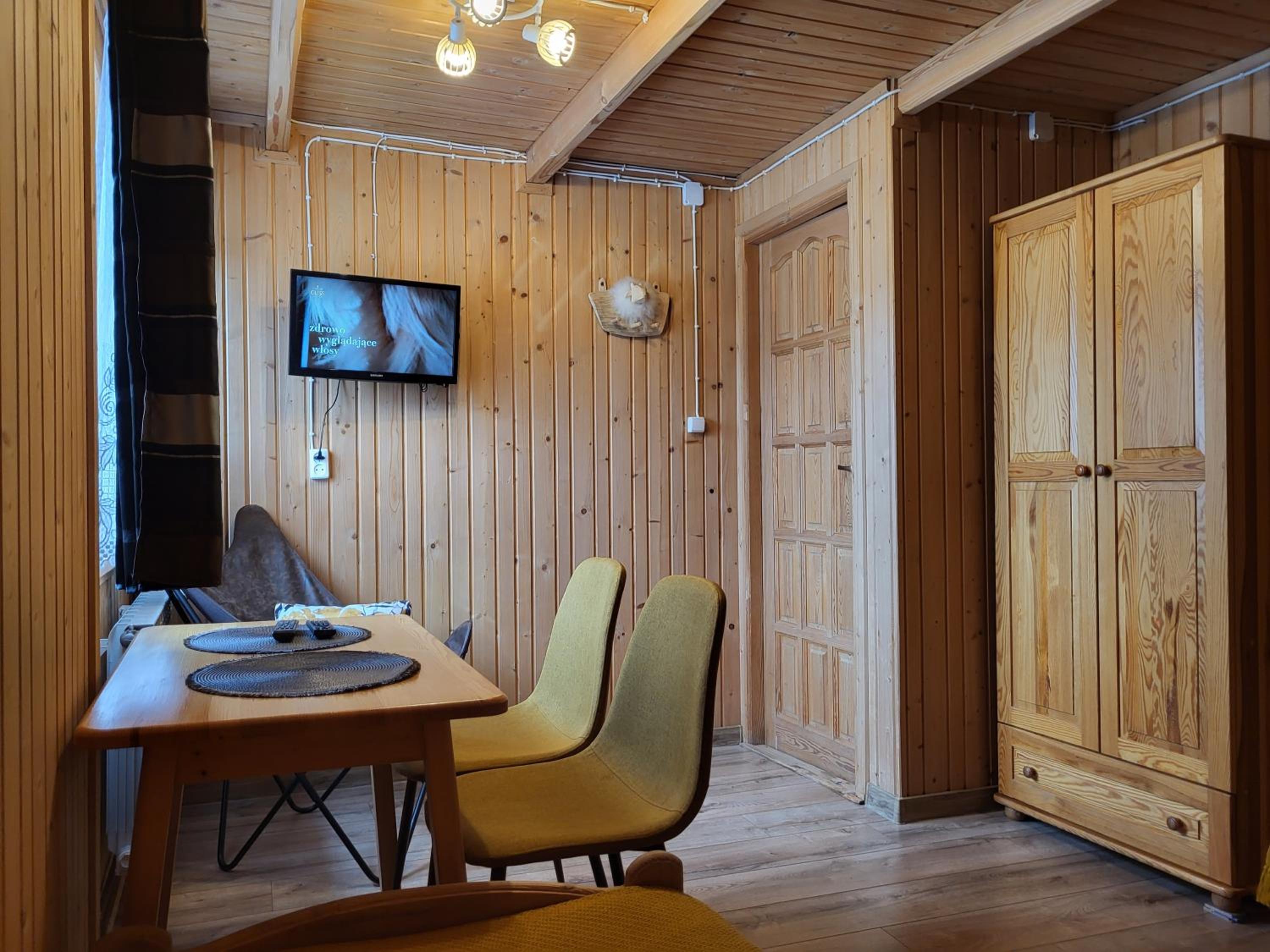 Twin Room with Private External Bathroom photo 2