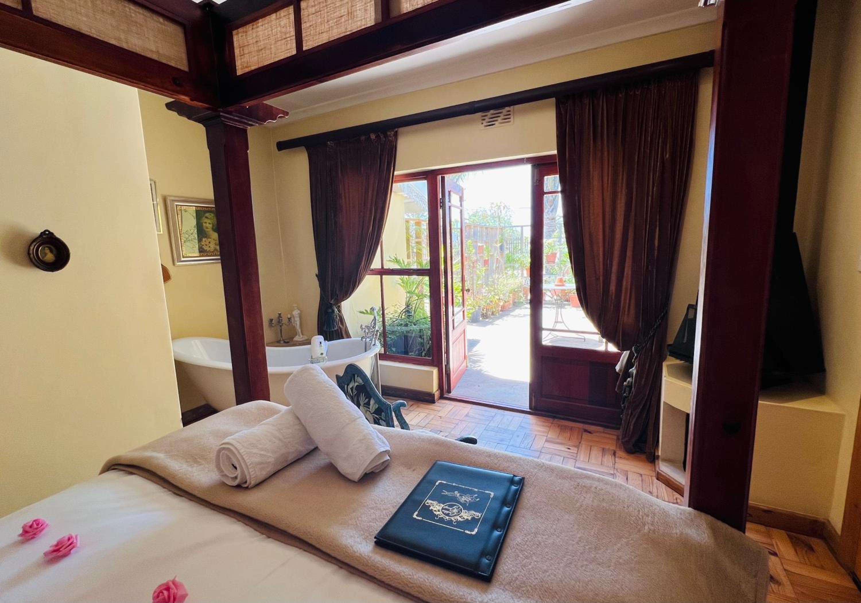 Double Room with Terrace - Photo 1
