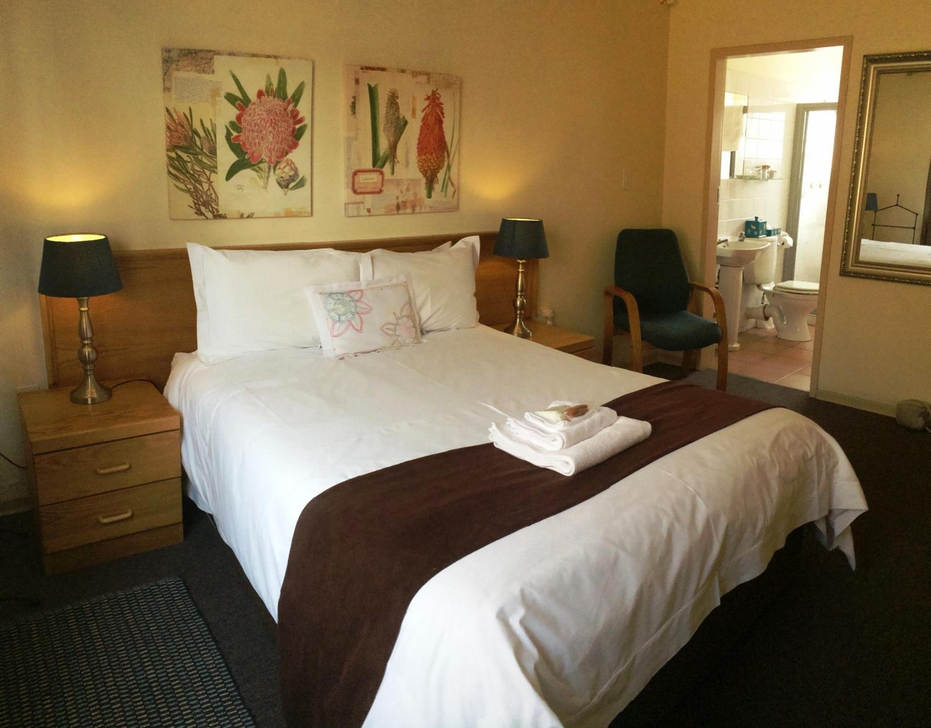 Standard Double Room - Photo 2