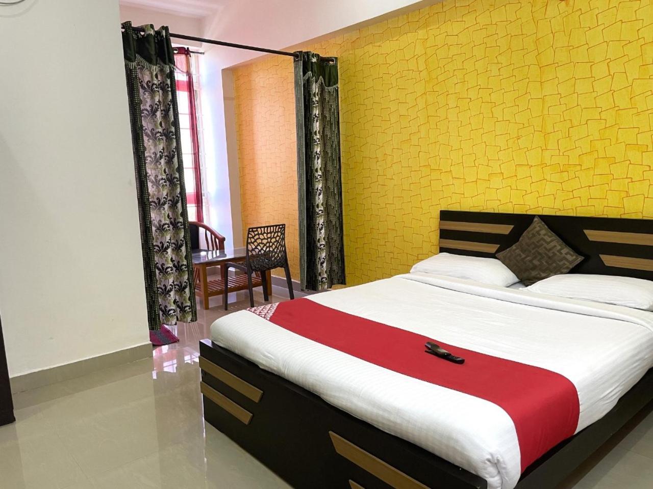 Budget Double Room - Photo 26