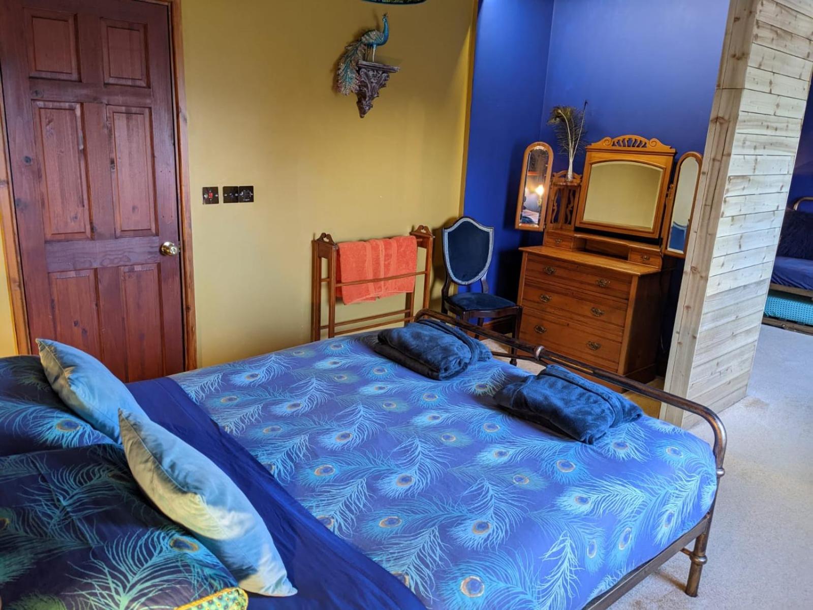 Deluxe Family Room - Photo 30