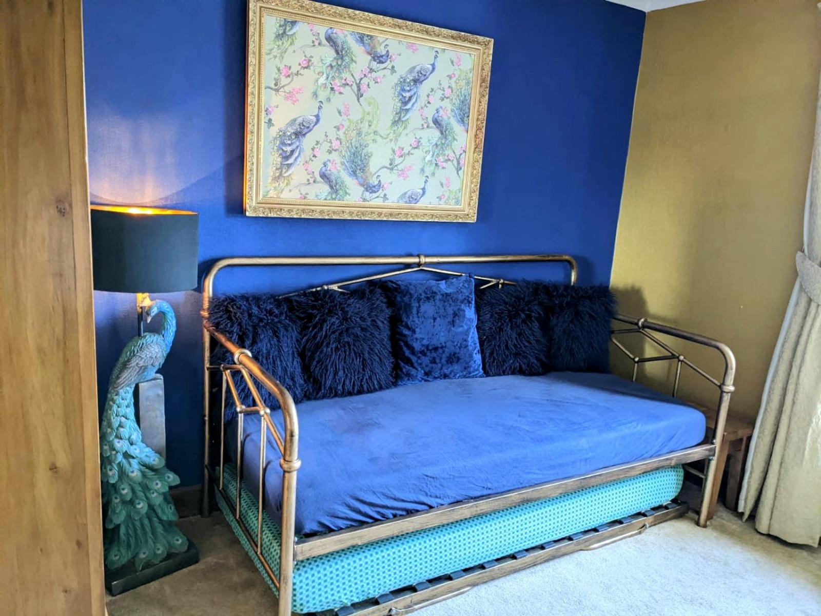 Deluxe Family Room - Photo 10