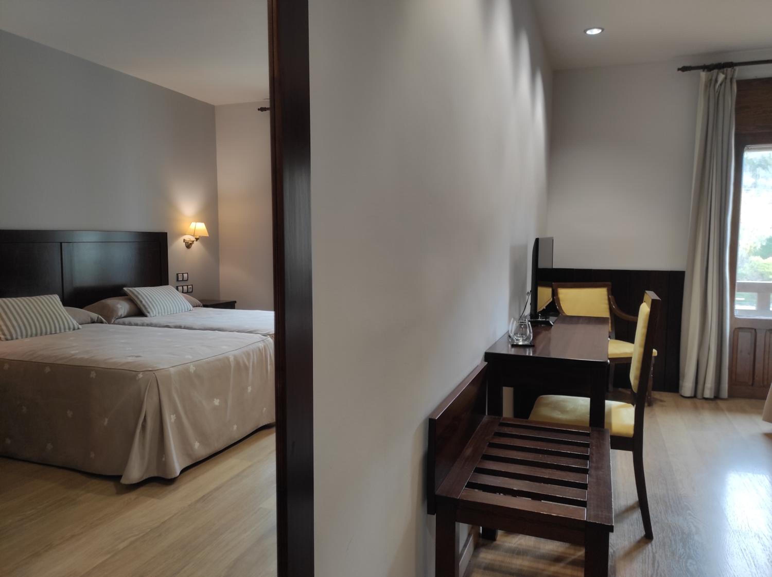 Habitación Doble o Twin Superior con Balcón
