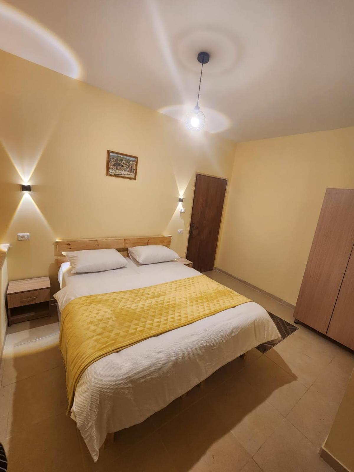 Triple Room - Photo 2