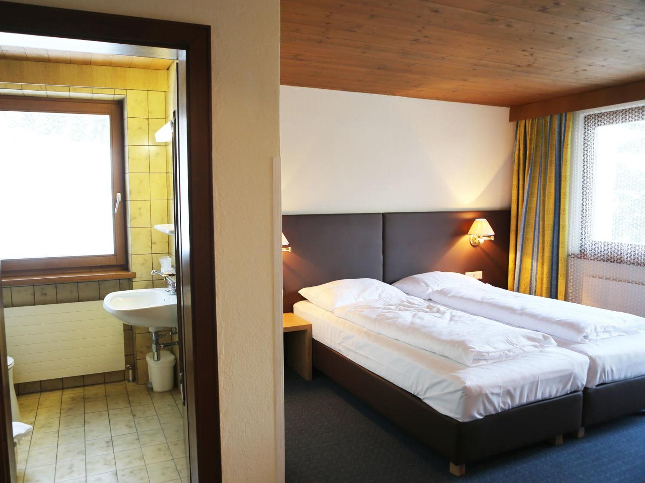 Economy Double Room photo 1