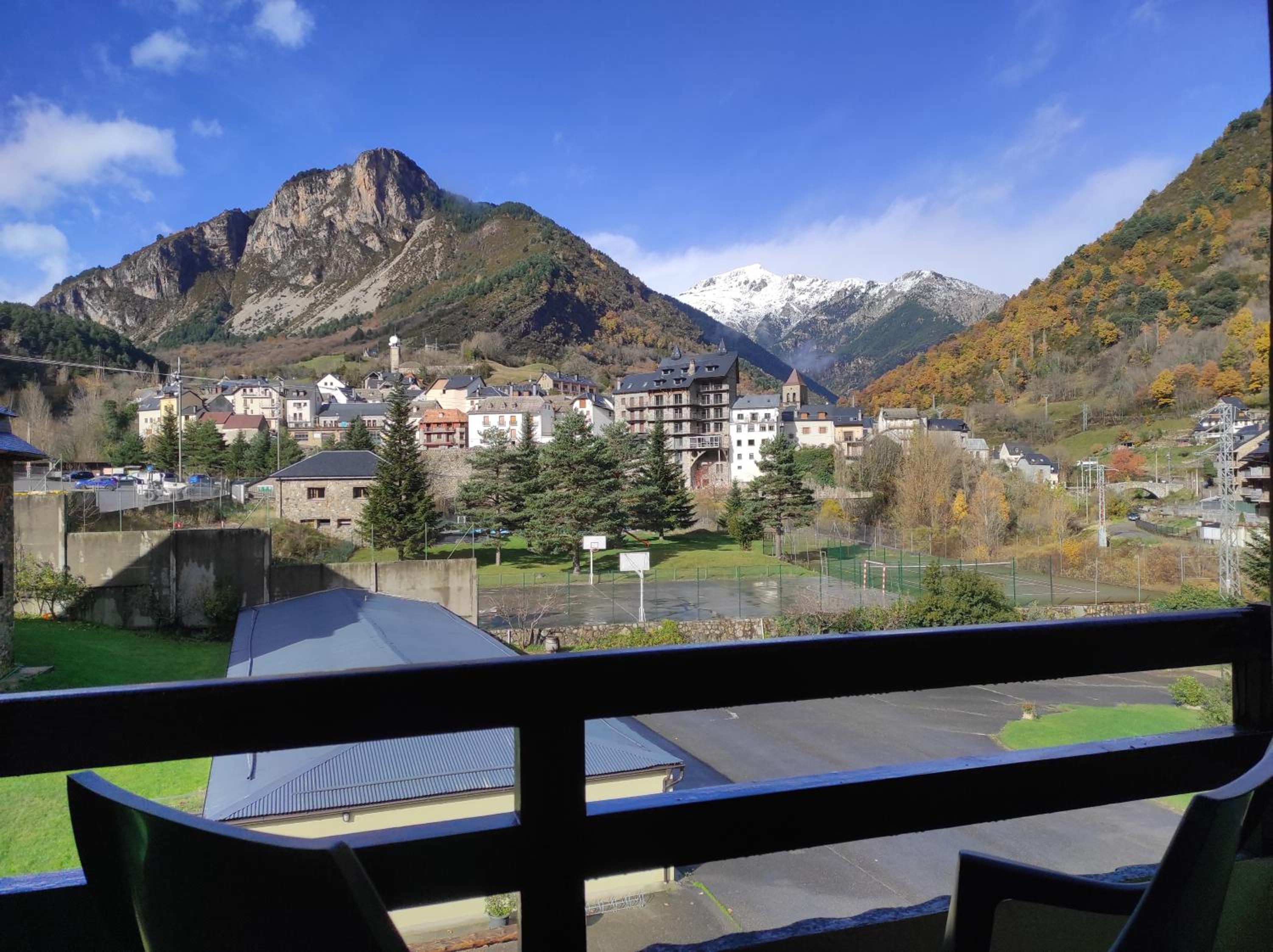 Standard Triple Room with Balcony photo 3