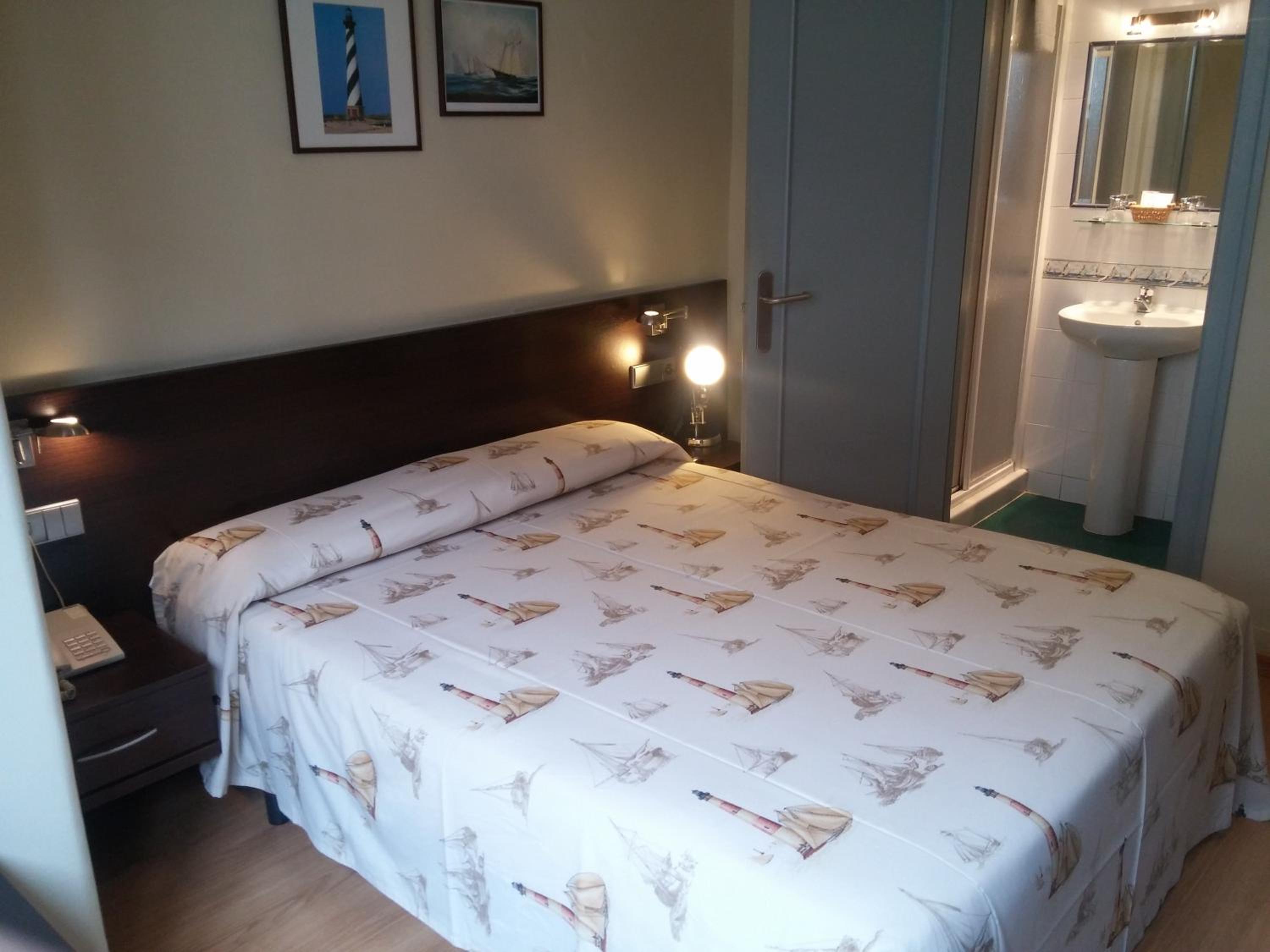 Economy Double or Twin Room - Photo 30