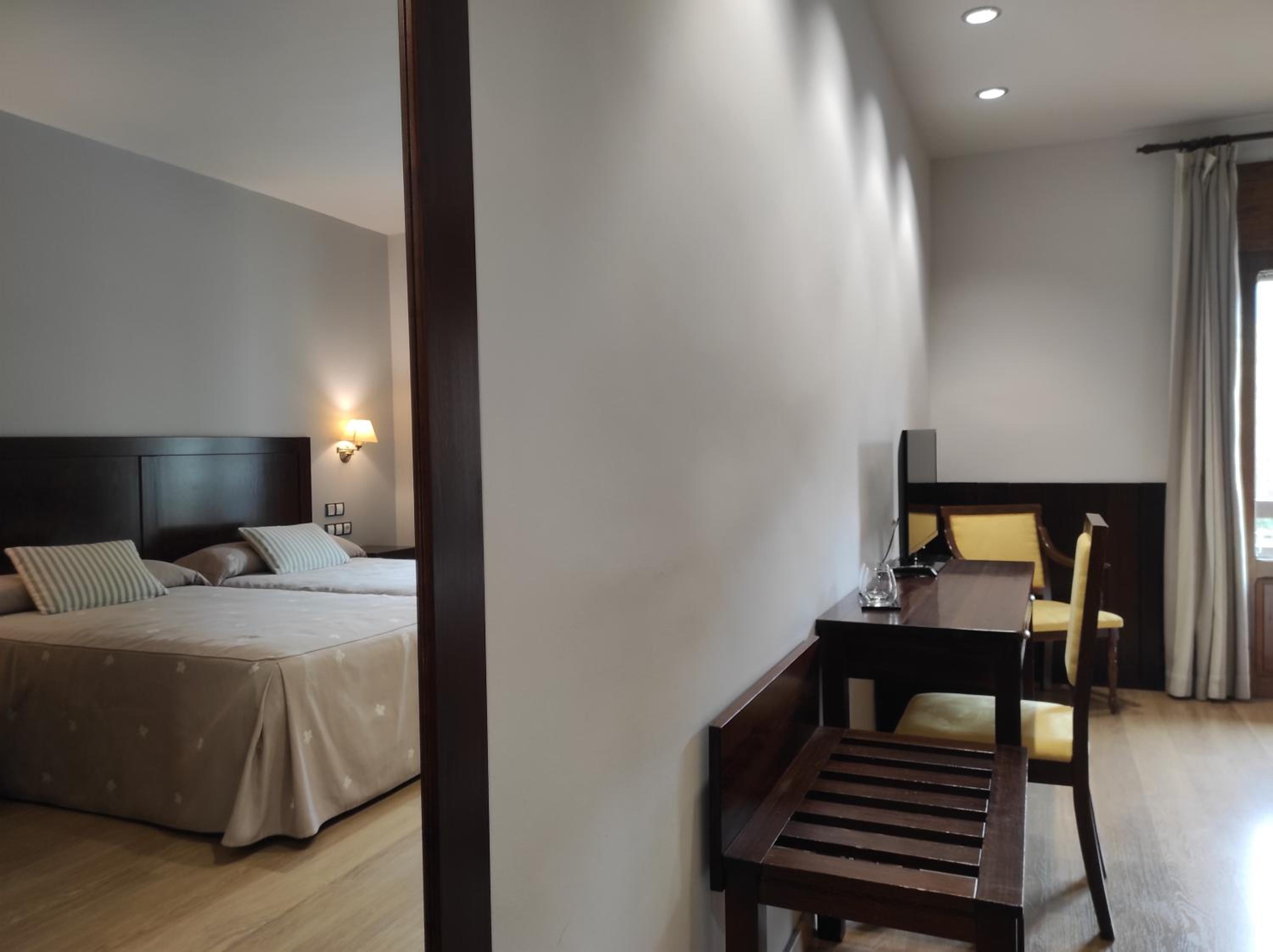 Superior Single Room with Balcony photo 3