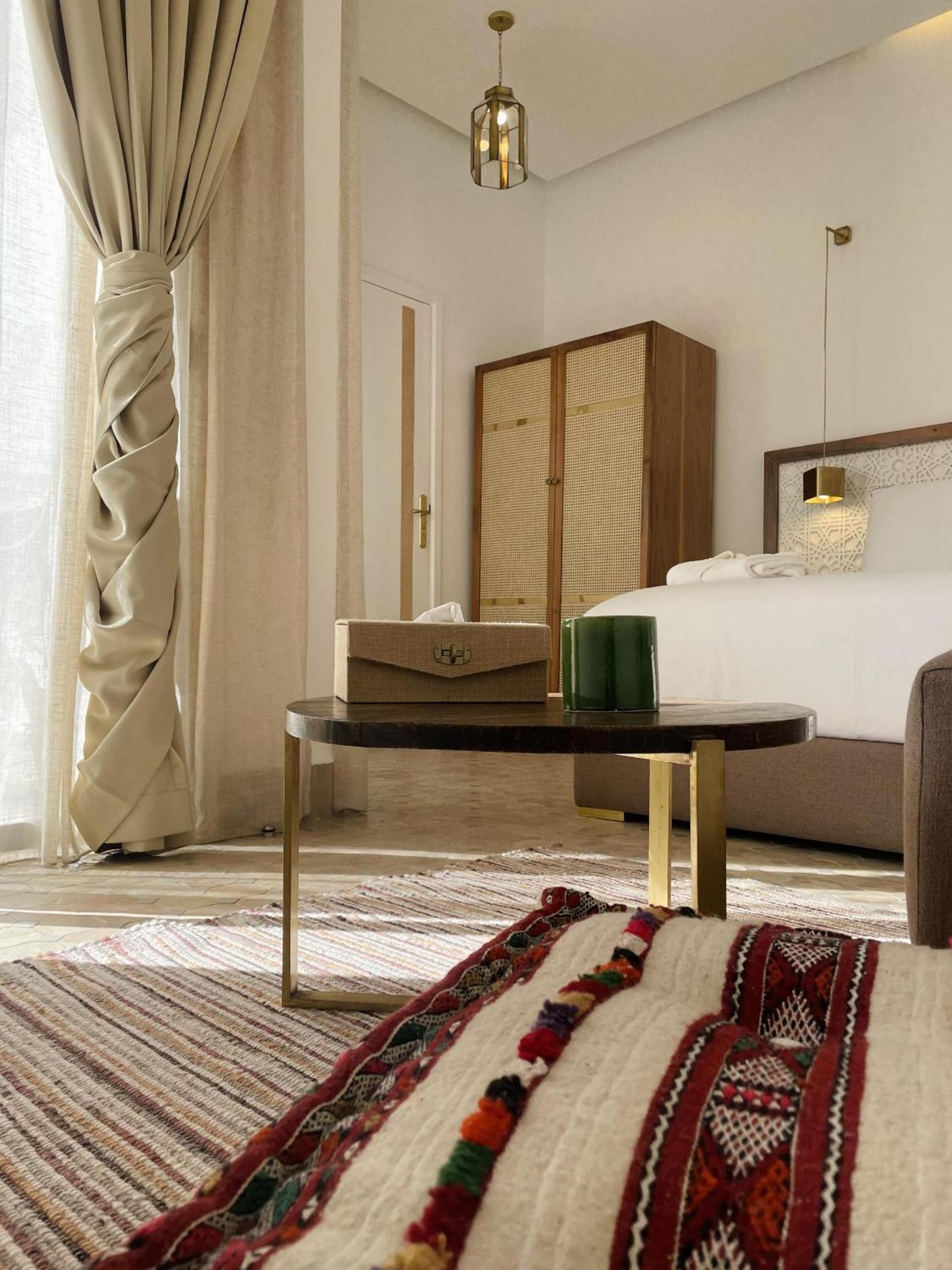 Standard Double Room - Photo 6