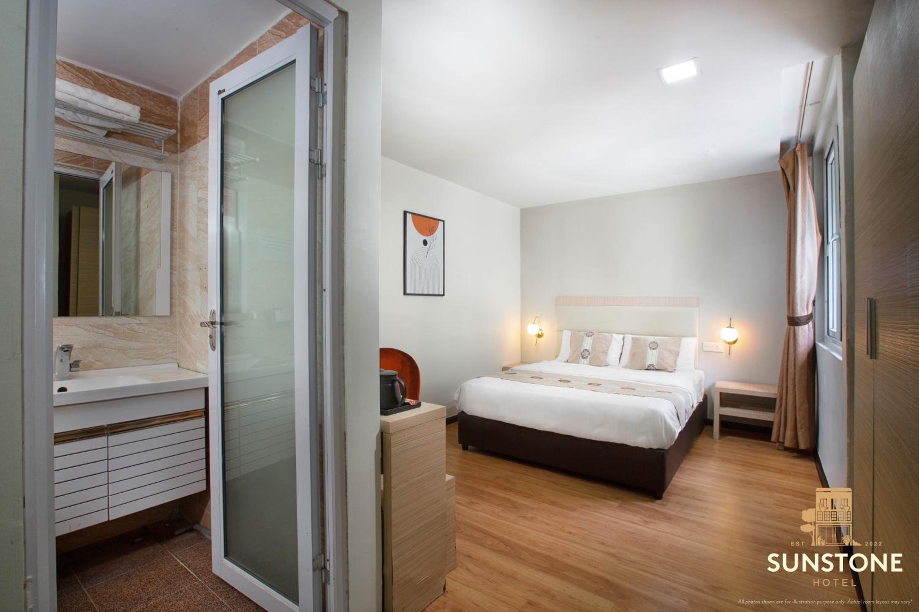 Standard Queen Room