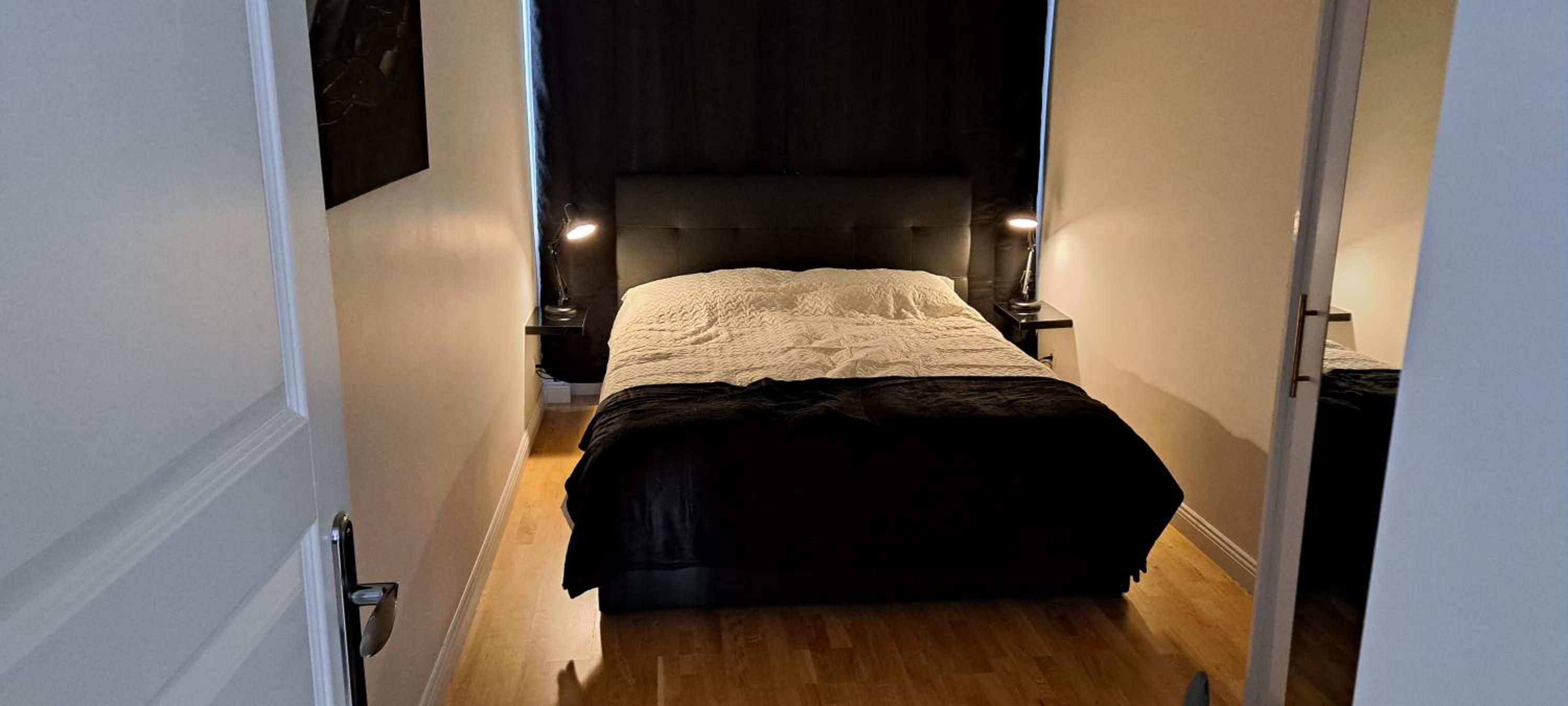 One-Bedroom Apartment - Photo 8