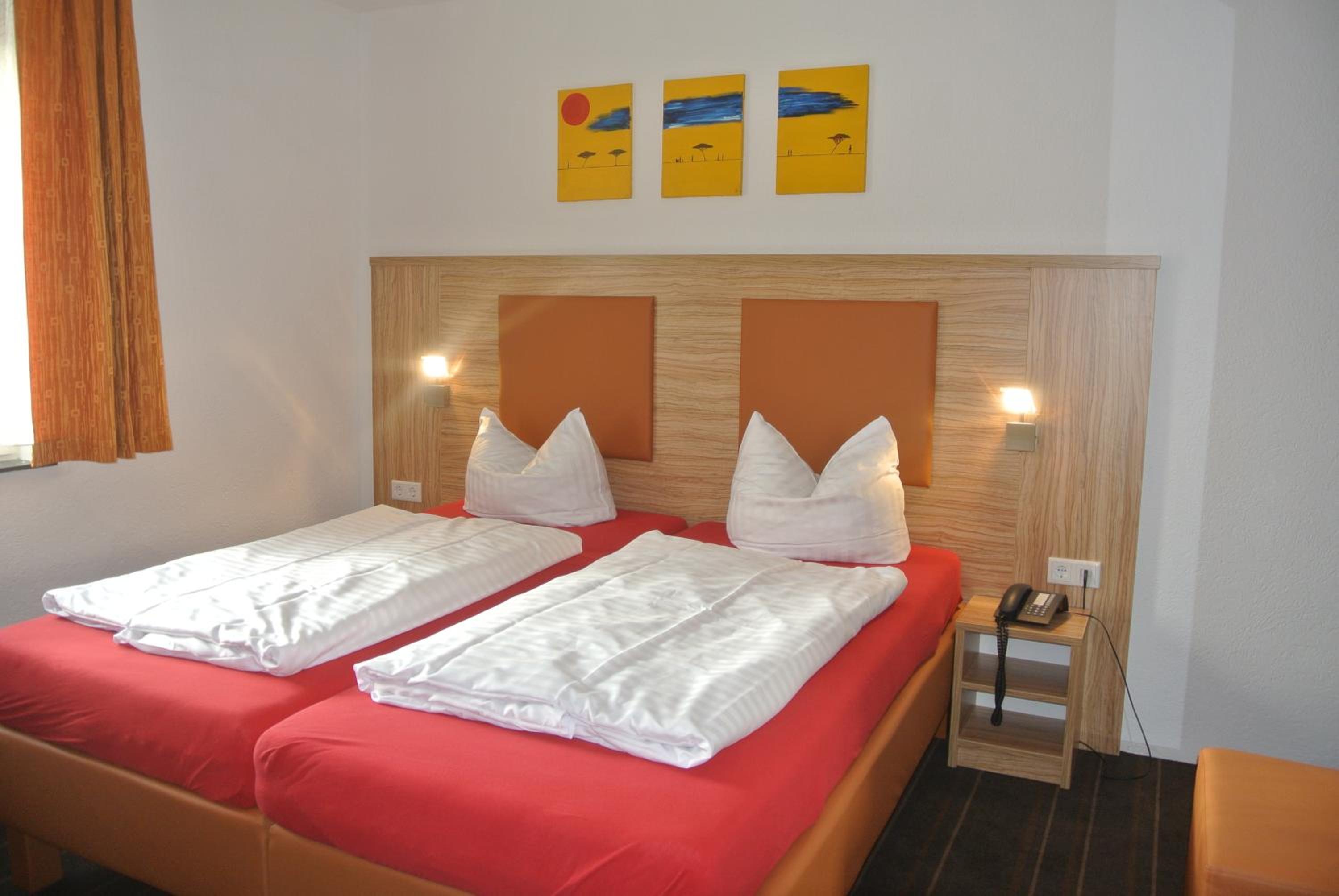Double Room - Photo 4