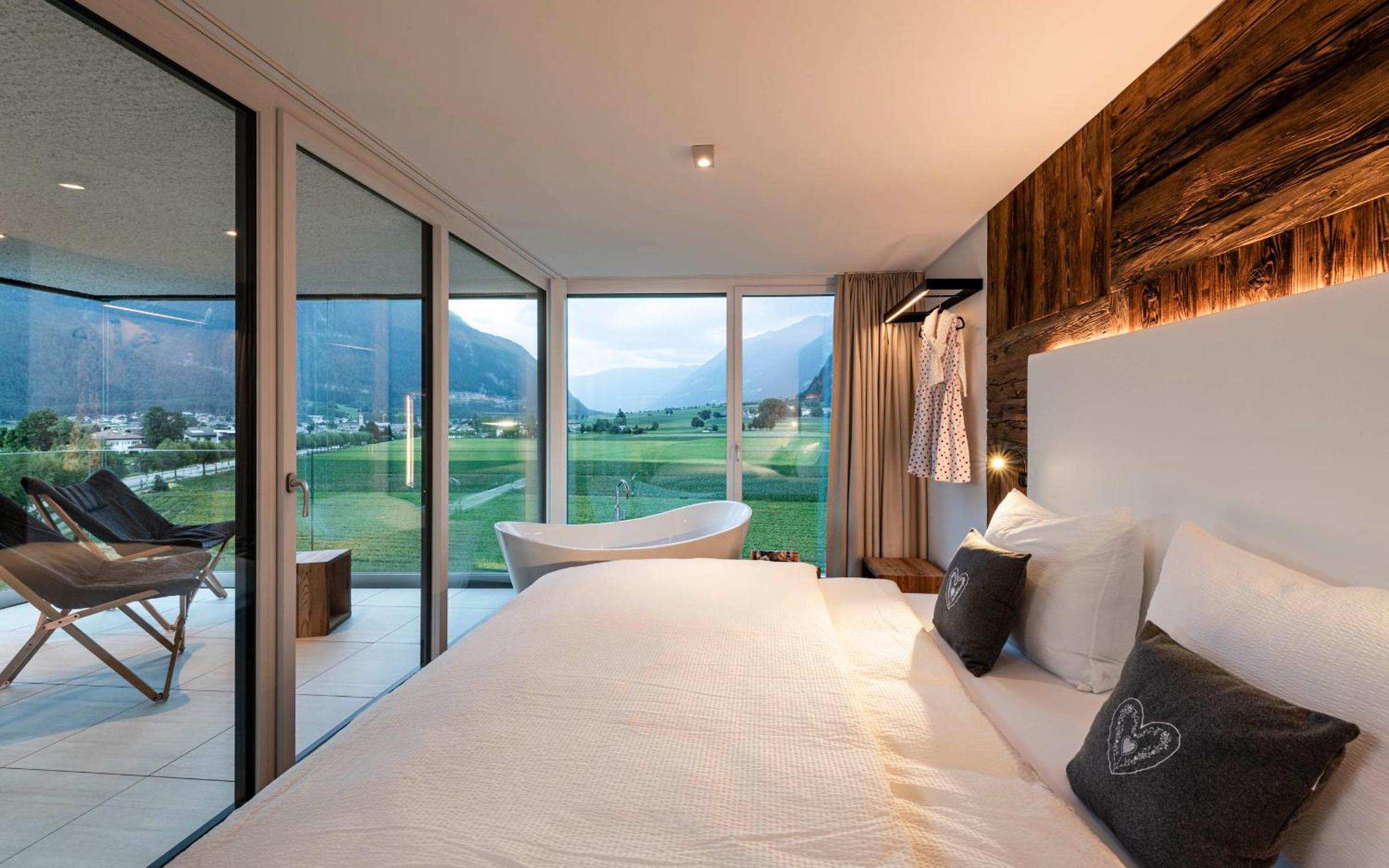 Suite with Mountain View photo 1
