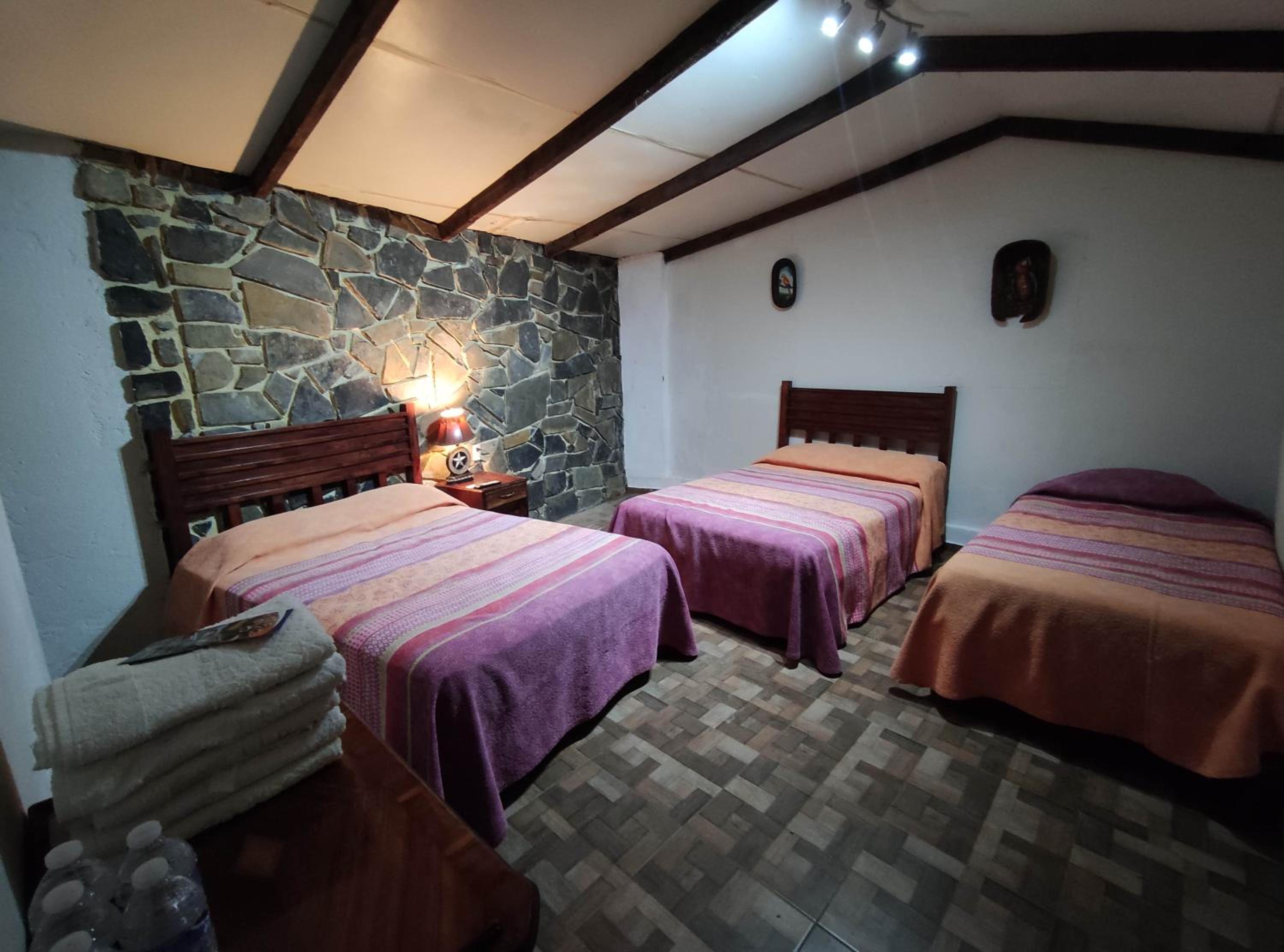 Classic Triple Room - Photo 3