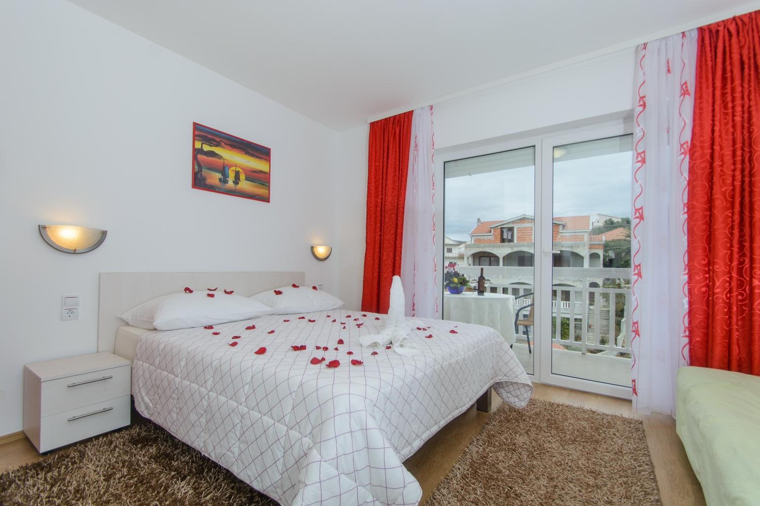 Studio Apartment with Sea View - Photo 15