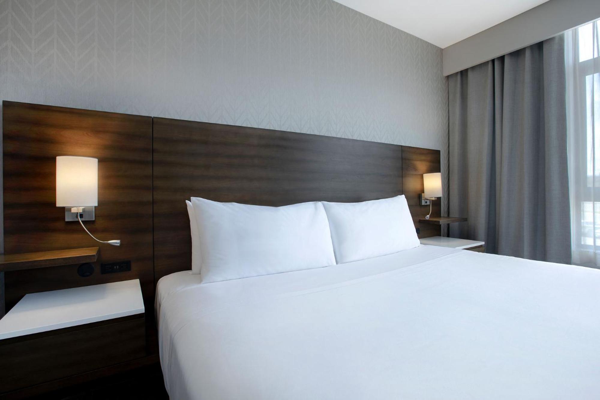 Standard King - Casino View - Photo 4