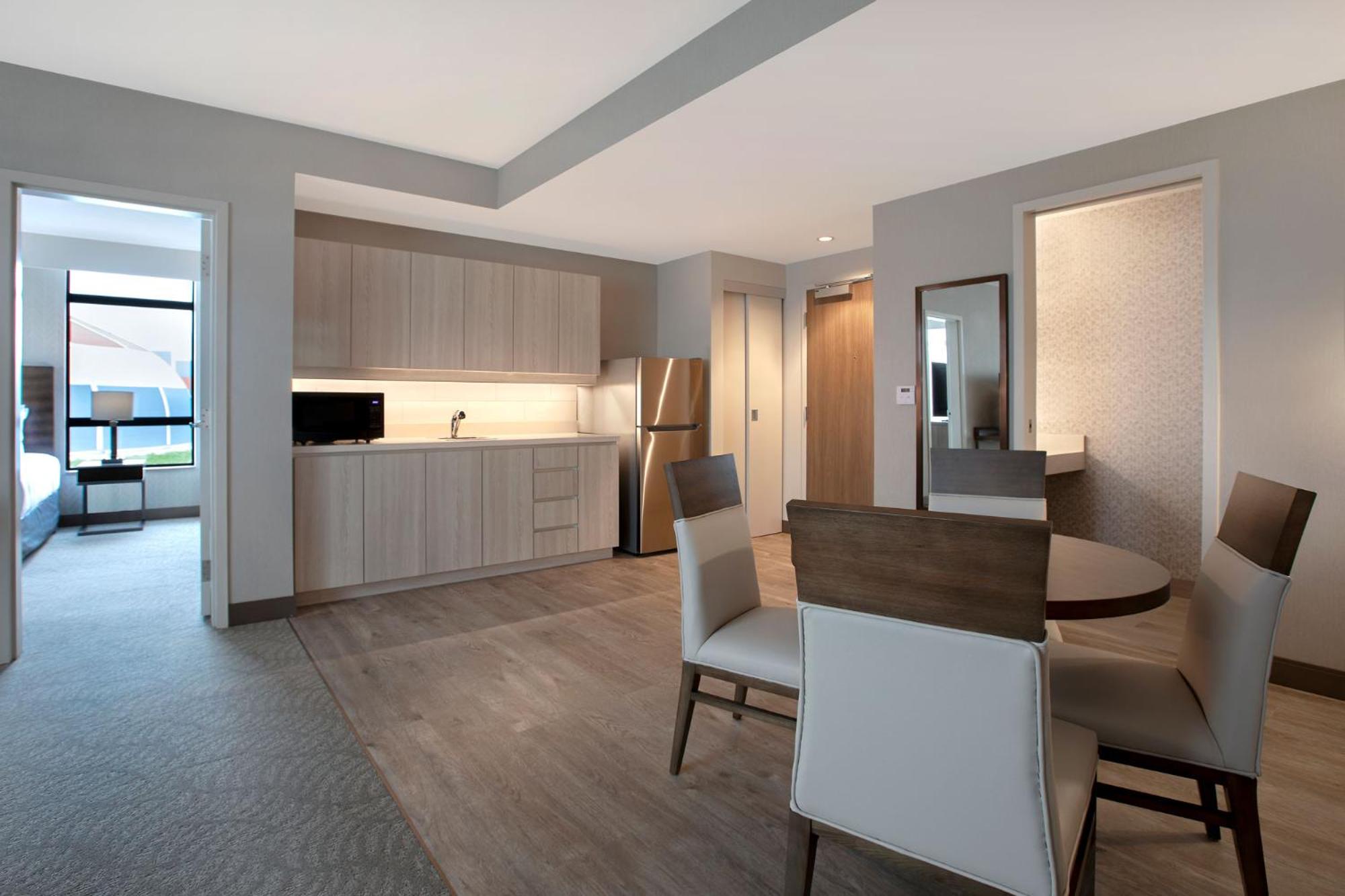 King Suite - Casino View - Photo 4