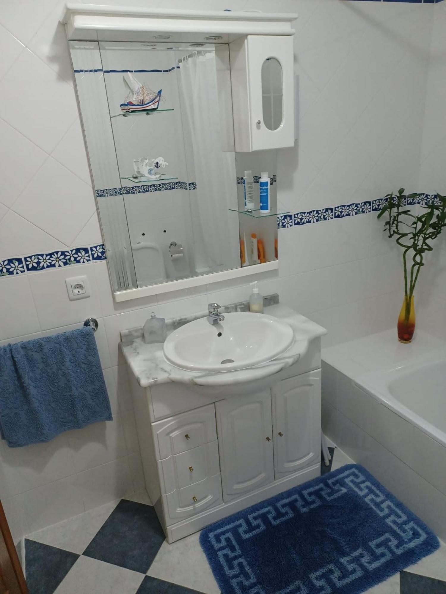 Two-Bedroom Apartment - Photo 26