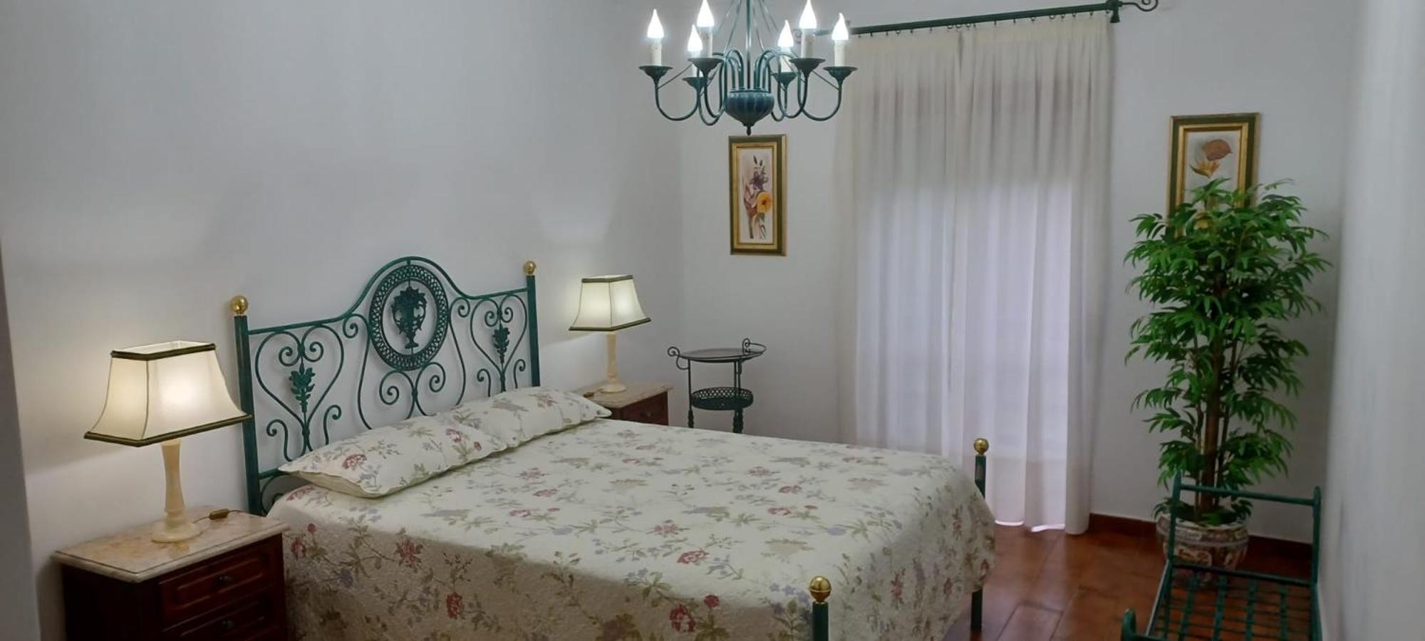 Two-Bedroom Apartment - Photo 25