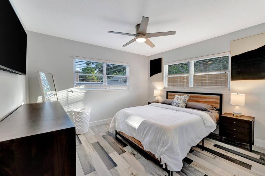 Four-Bedroom House photo 1