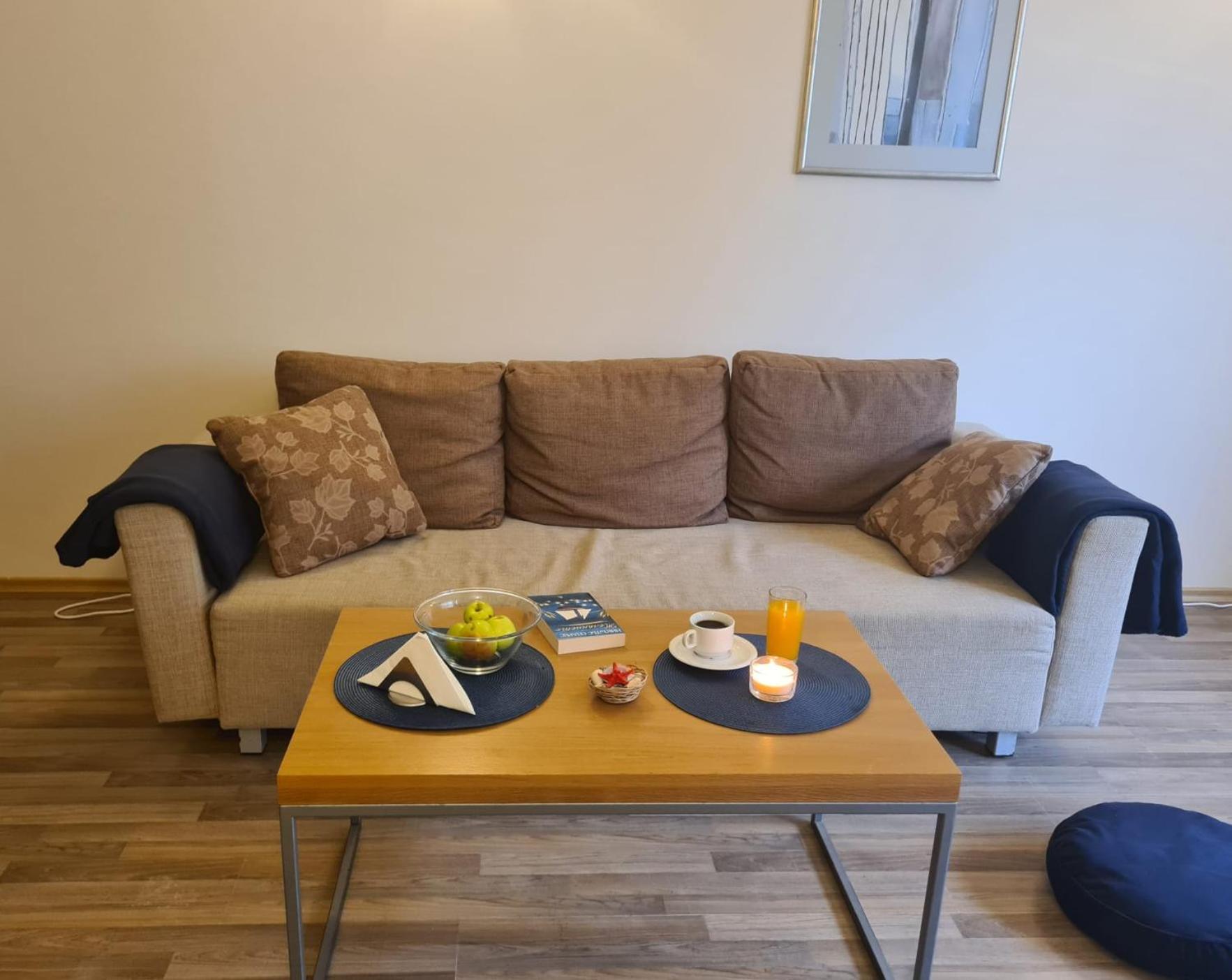 Apartment photo 1