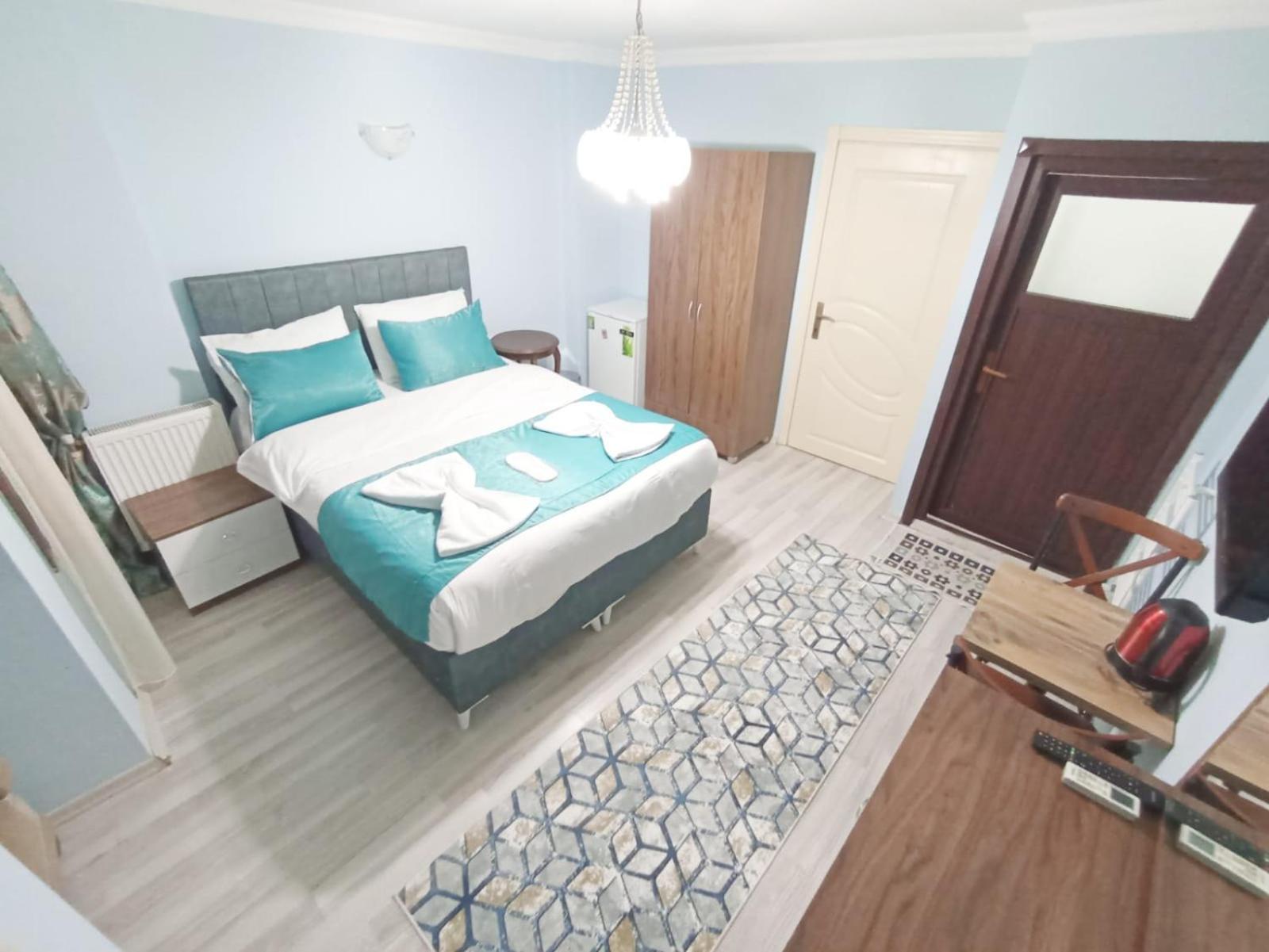 Deluxe Double Room photo 2