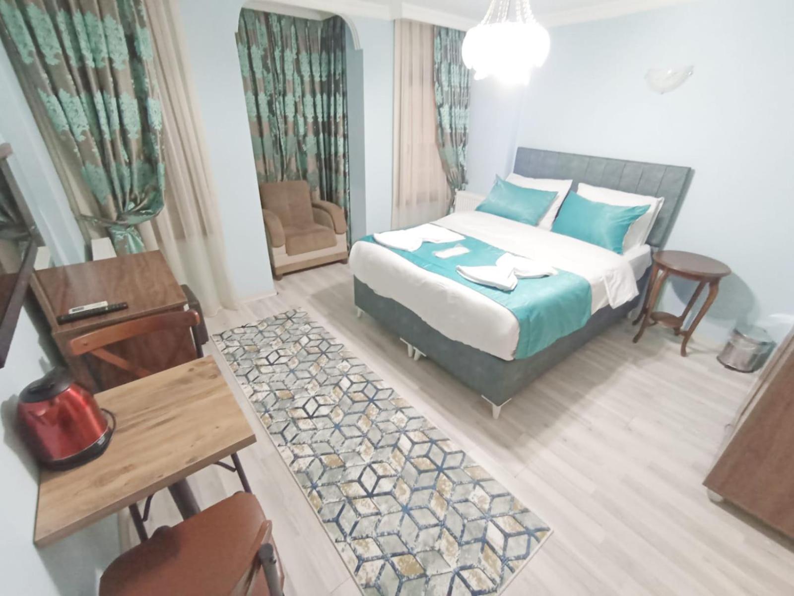 Deluxe Double Room photo 3