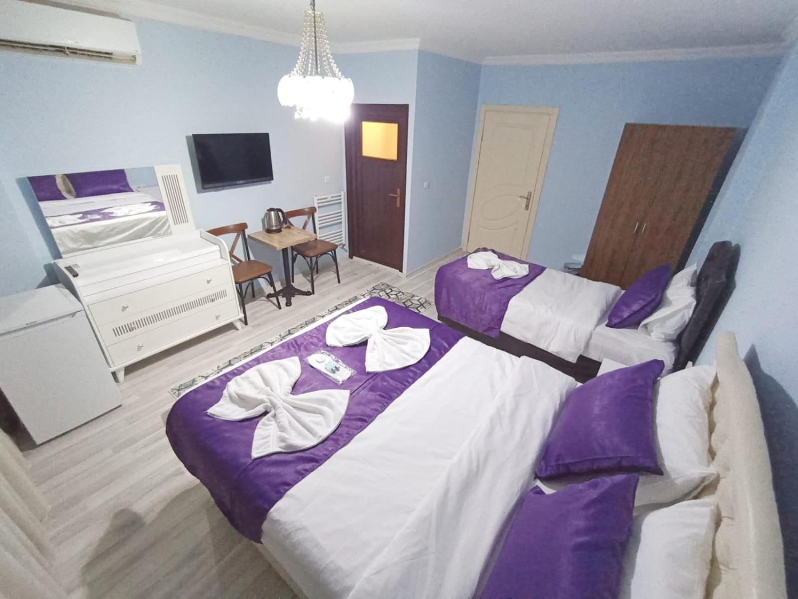 Deluxe Triple Room photo 2