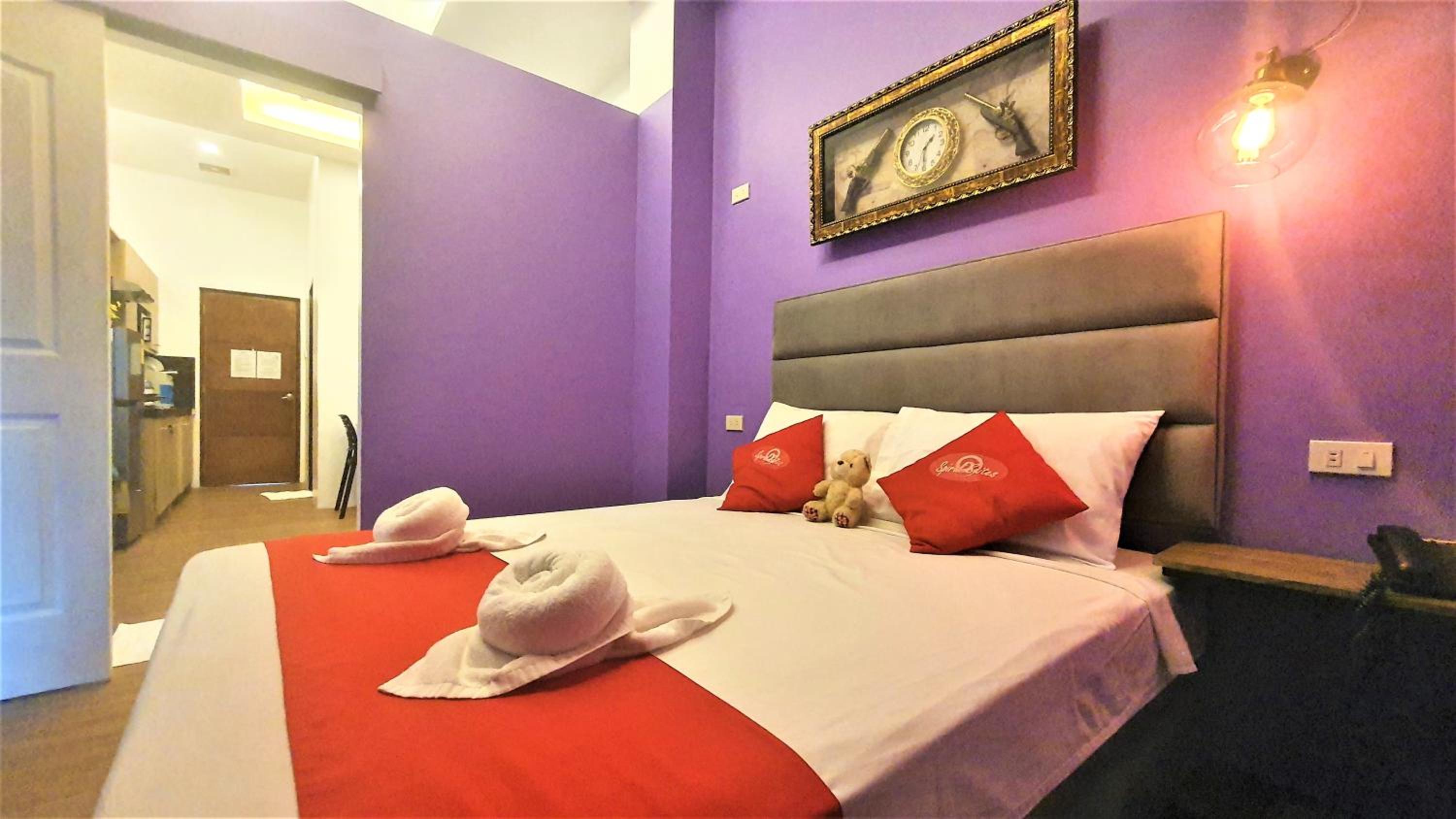 Standard Suite - Photo 5