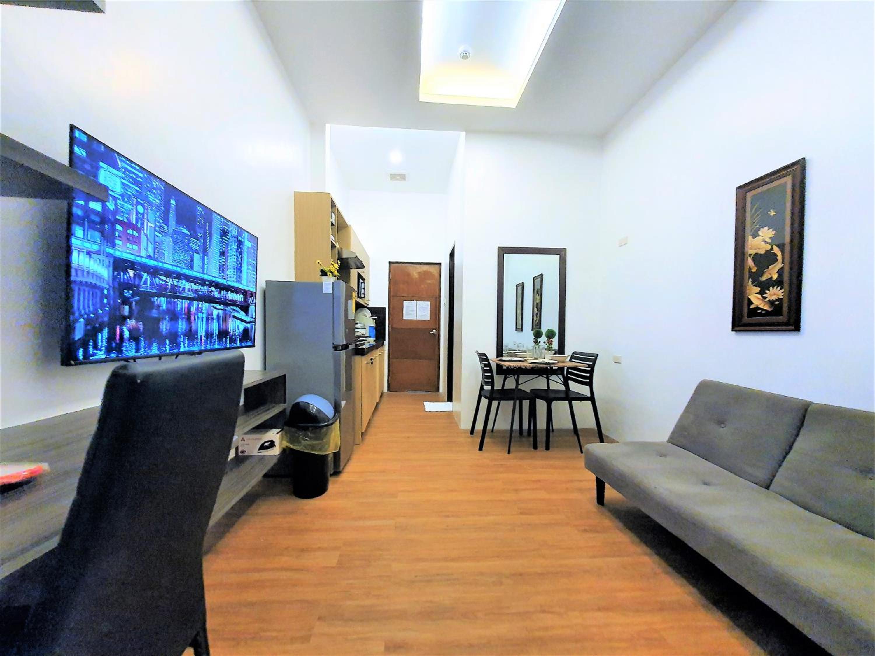 Standard Suite - Photo 10