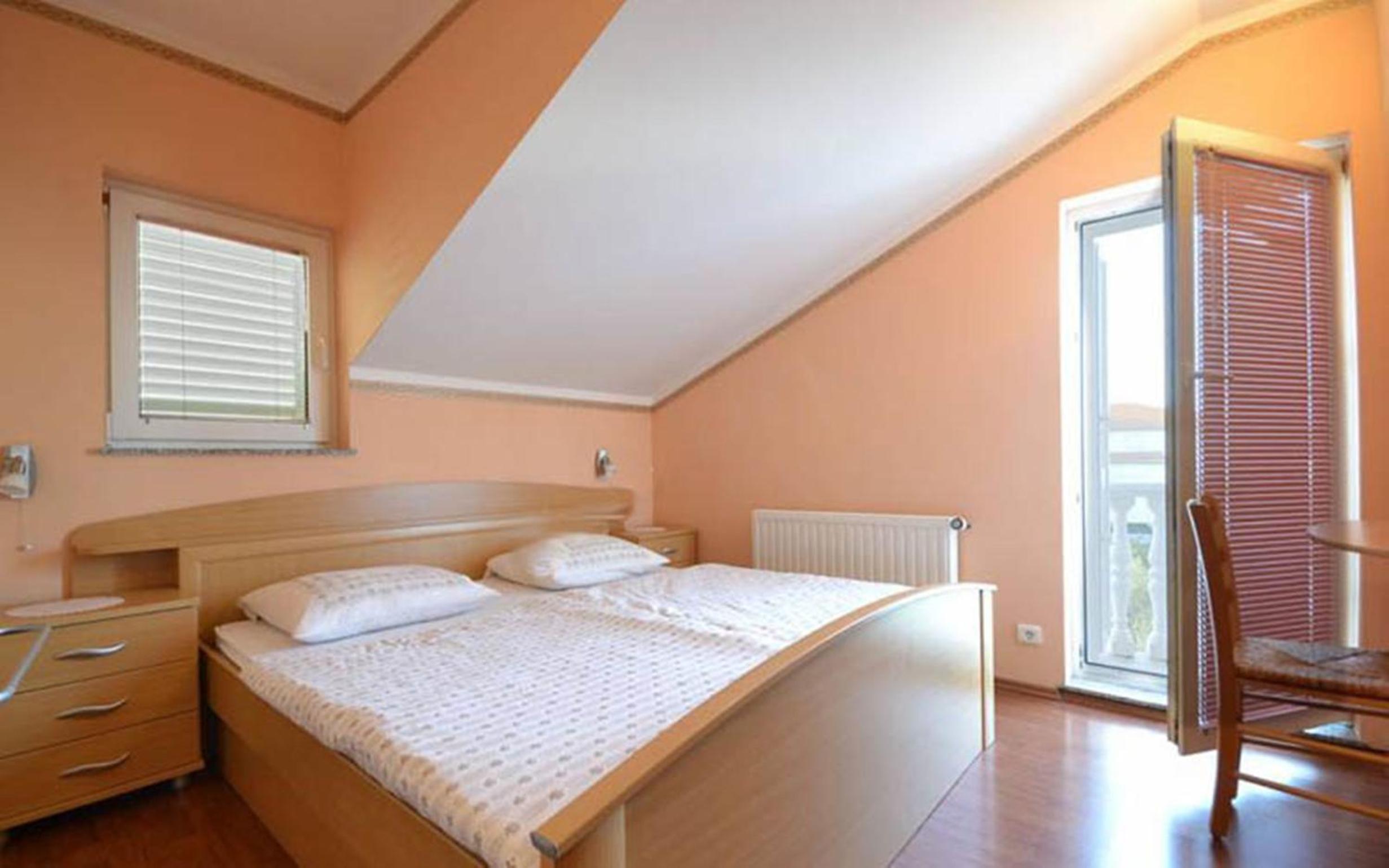 Two-Bedroom Apartment (4 Adults)
