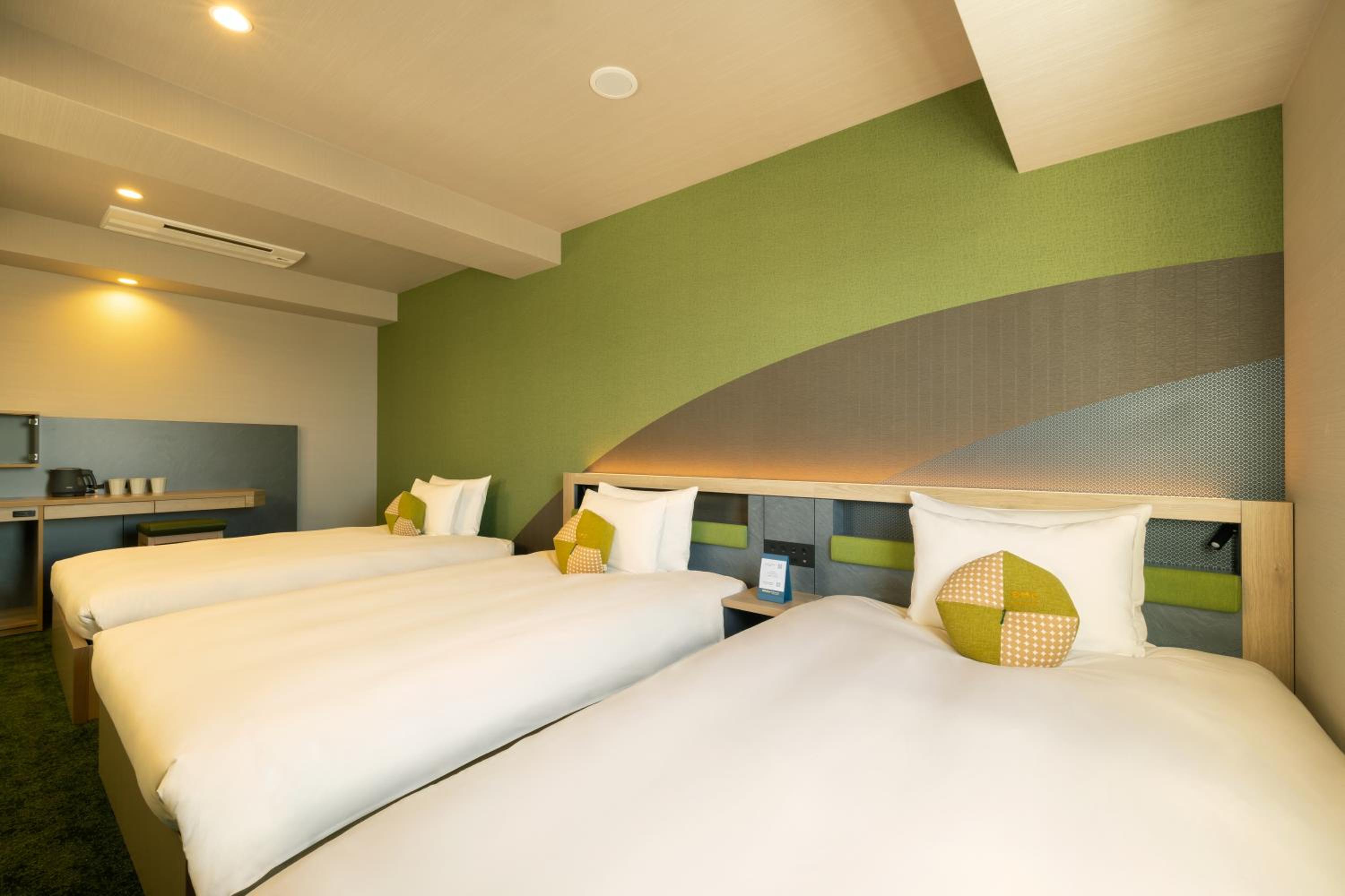 Triple Room with Bathroom - Photo 1