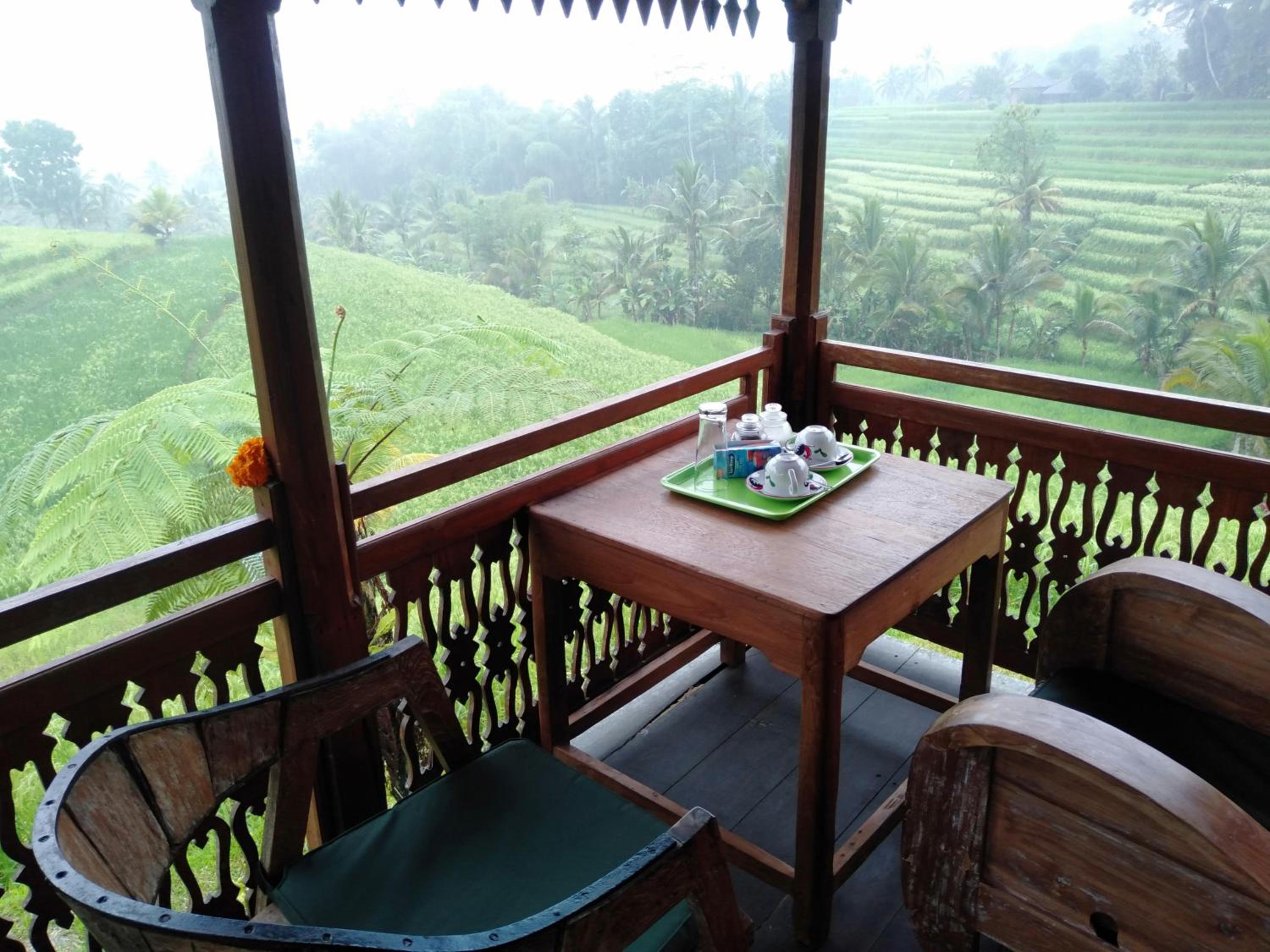 King Room with Balcony - Photo 34