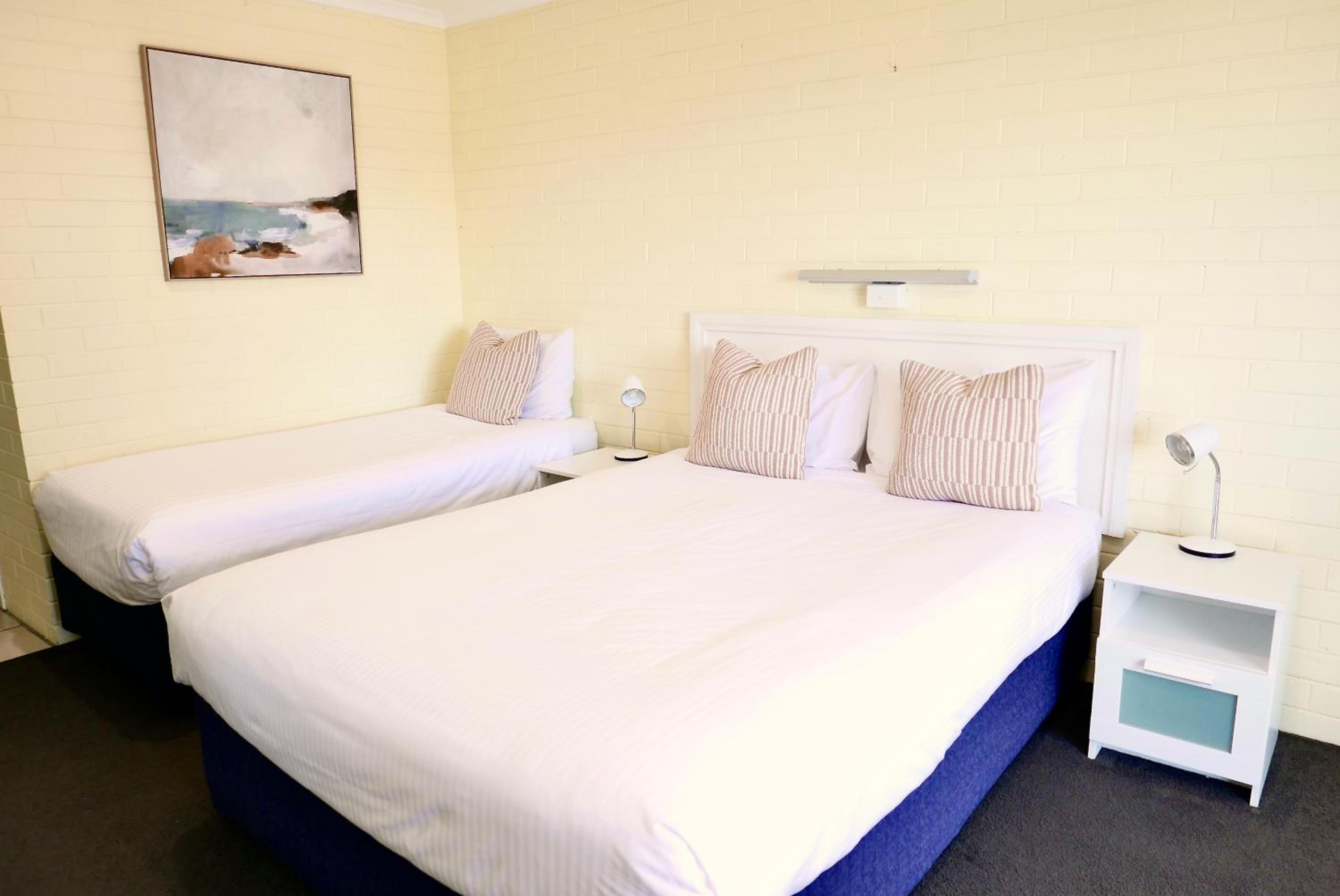 Twin Room With Balcony