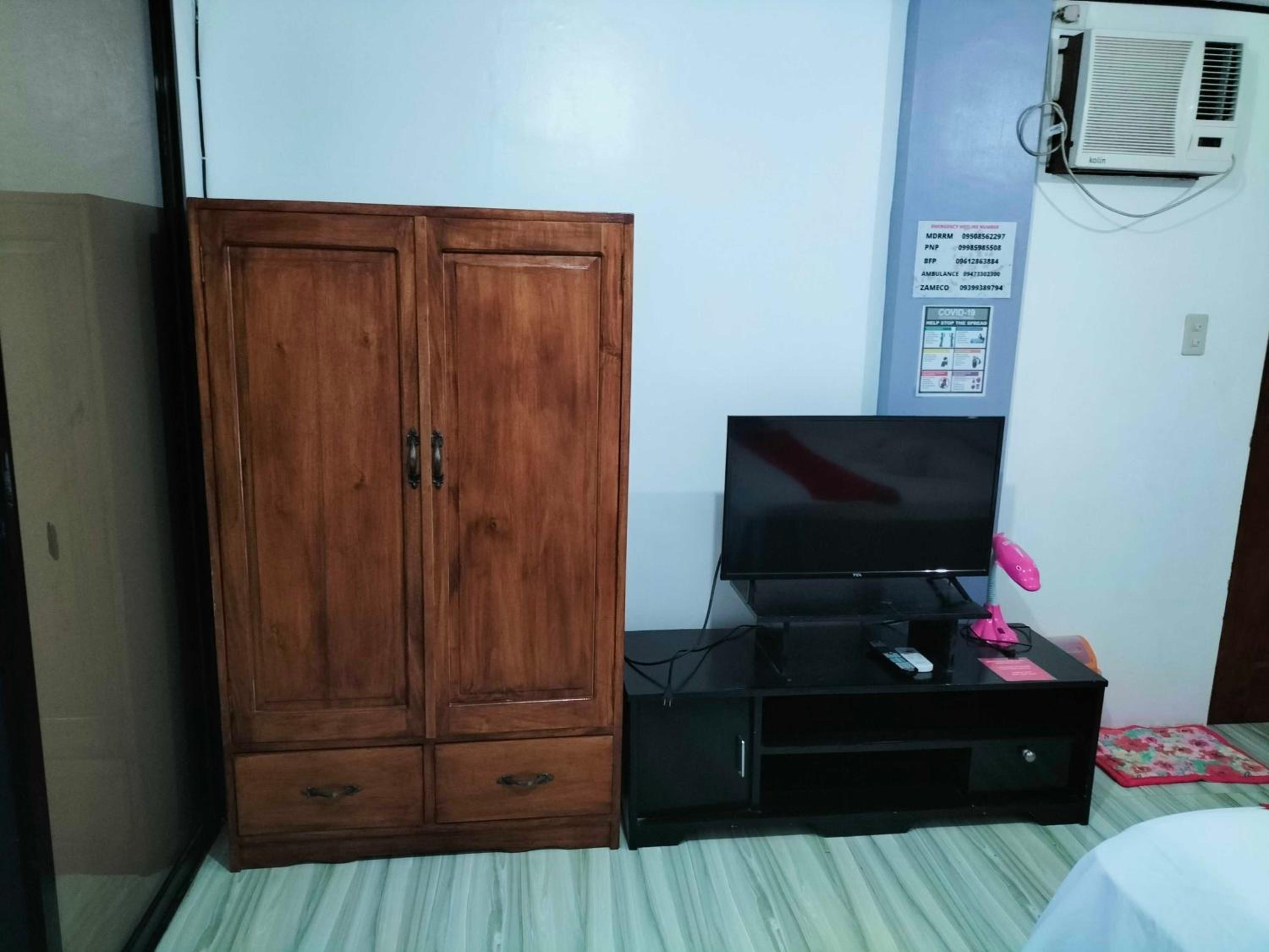 Standard Queen Room - Photo 1