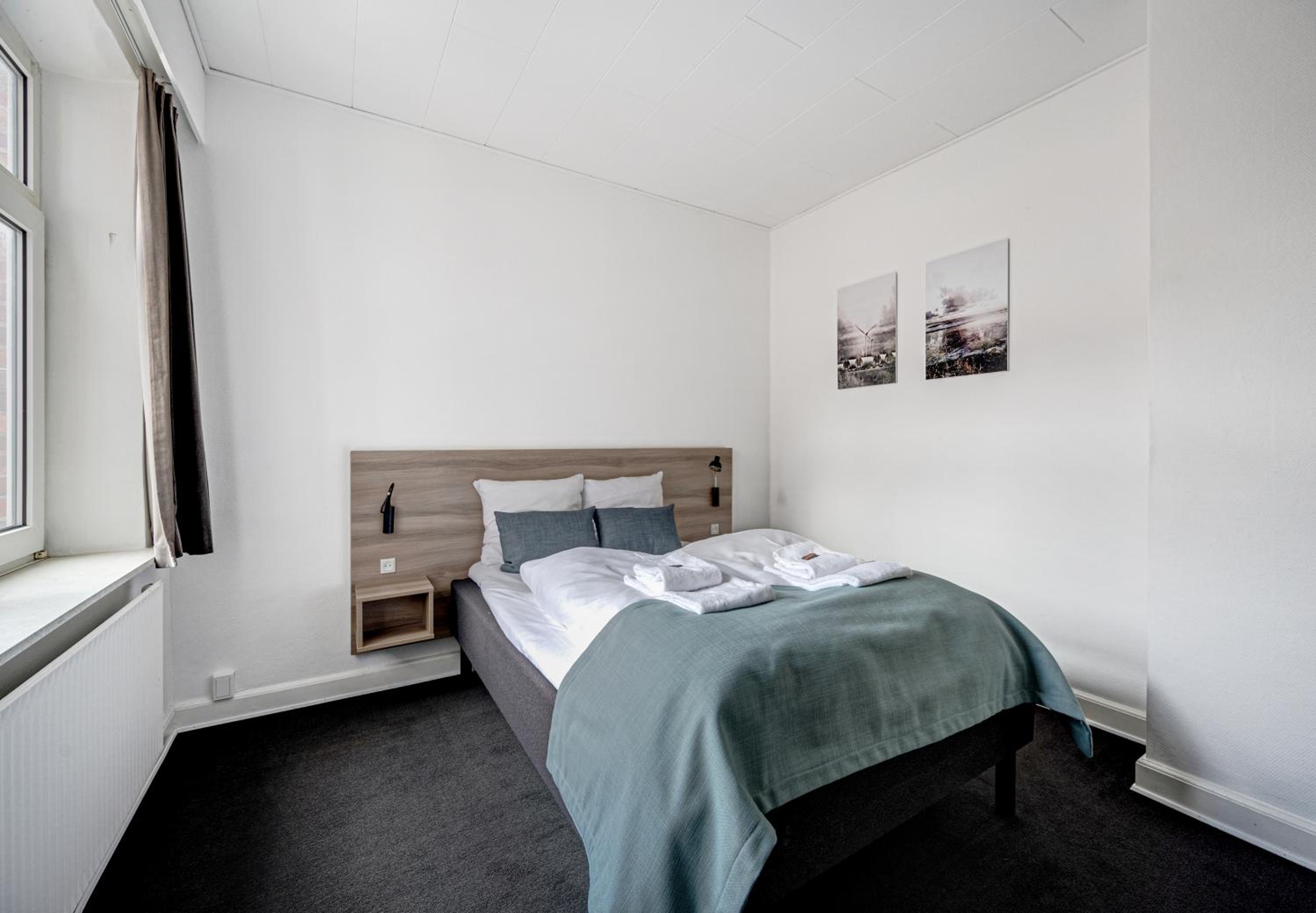 Standard Double Or Twin Room - Photo 12