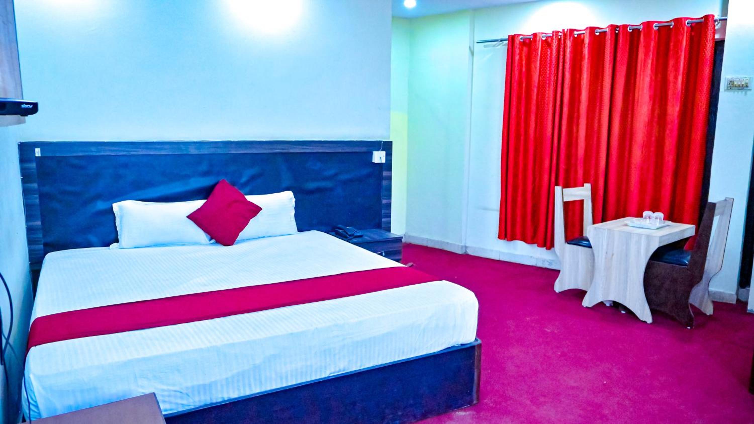 Standard Double or Twin Room photo 2