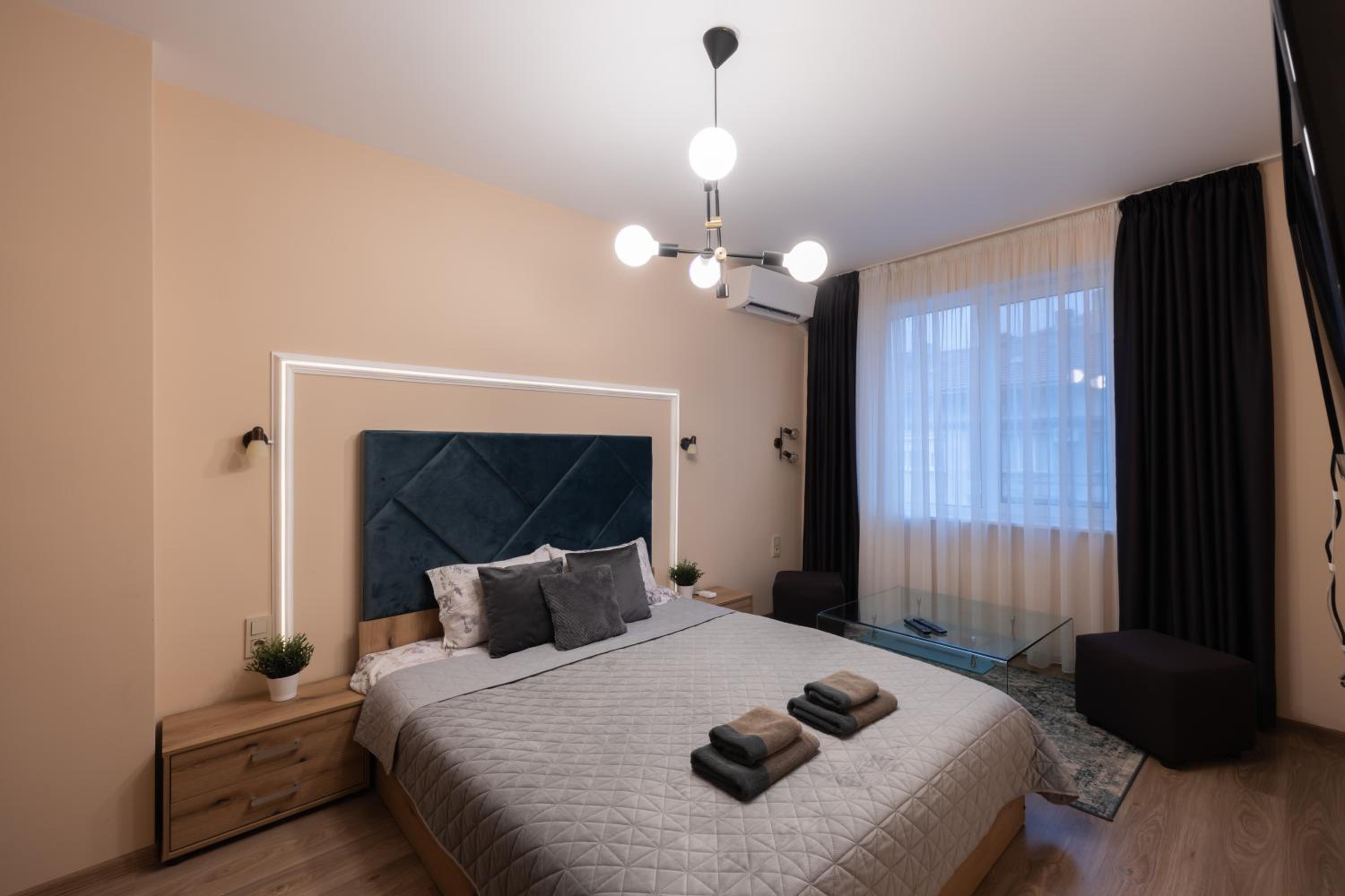 Two-Bedroom Apartment - Photo 11