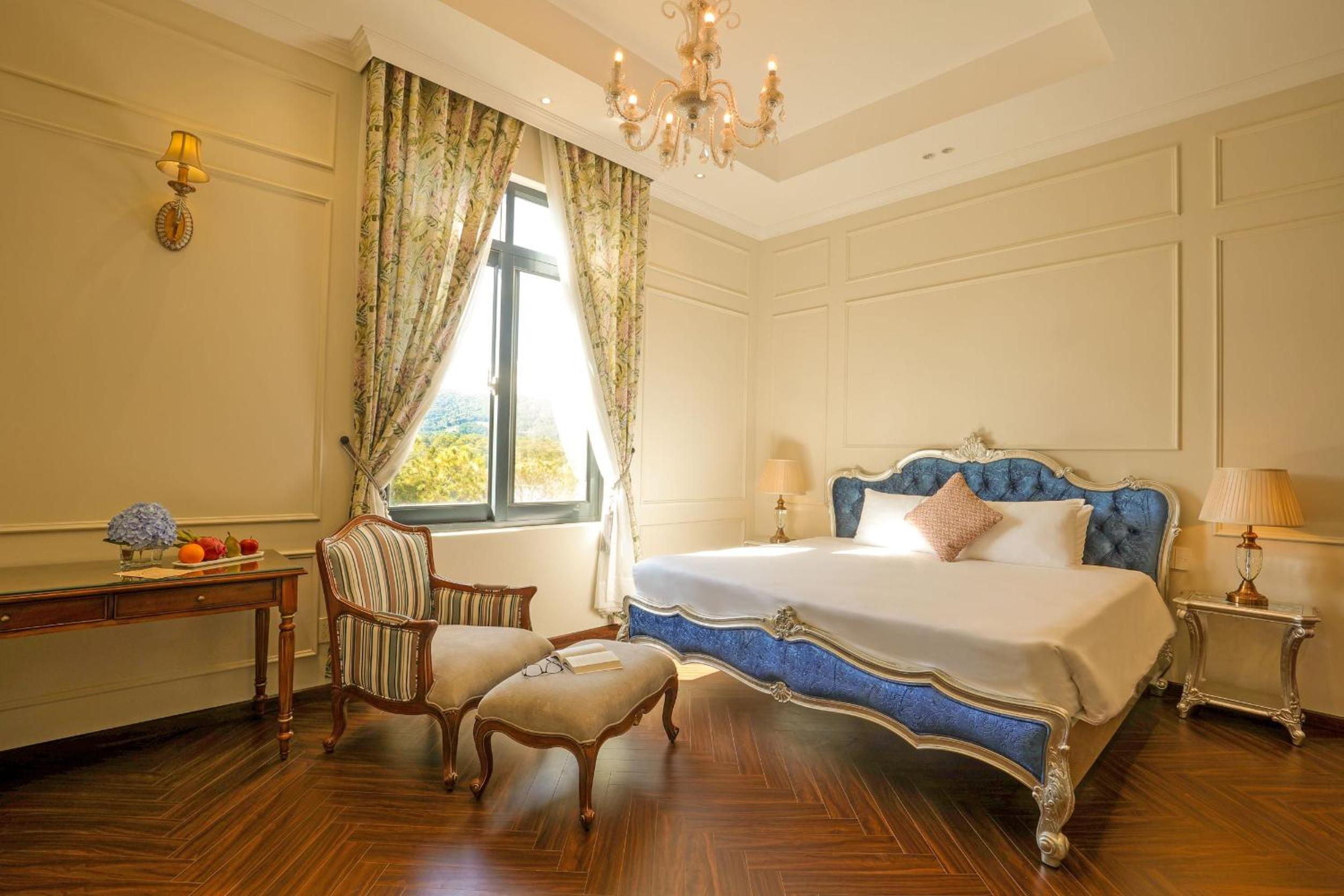 LAROSE MASTER - 3 Bedrooms - Photo 4