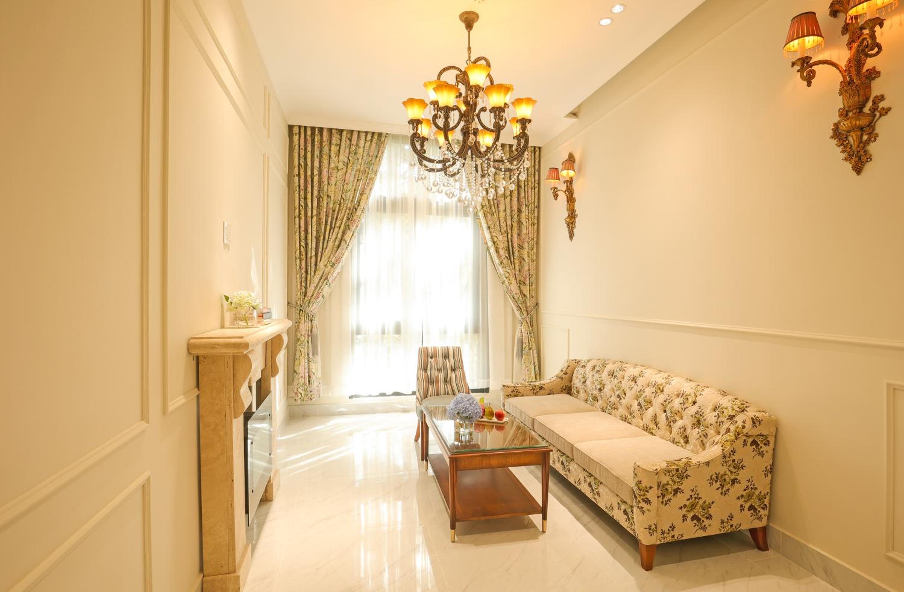 LAROSE MASTER - 3 Bedrooms - Photo 10