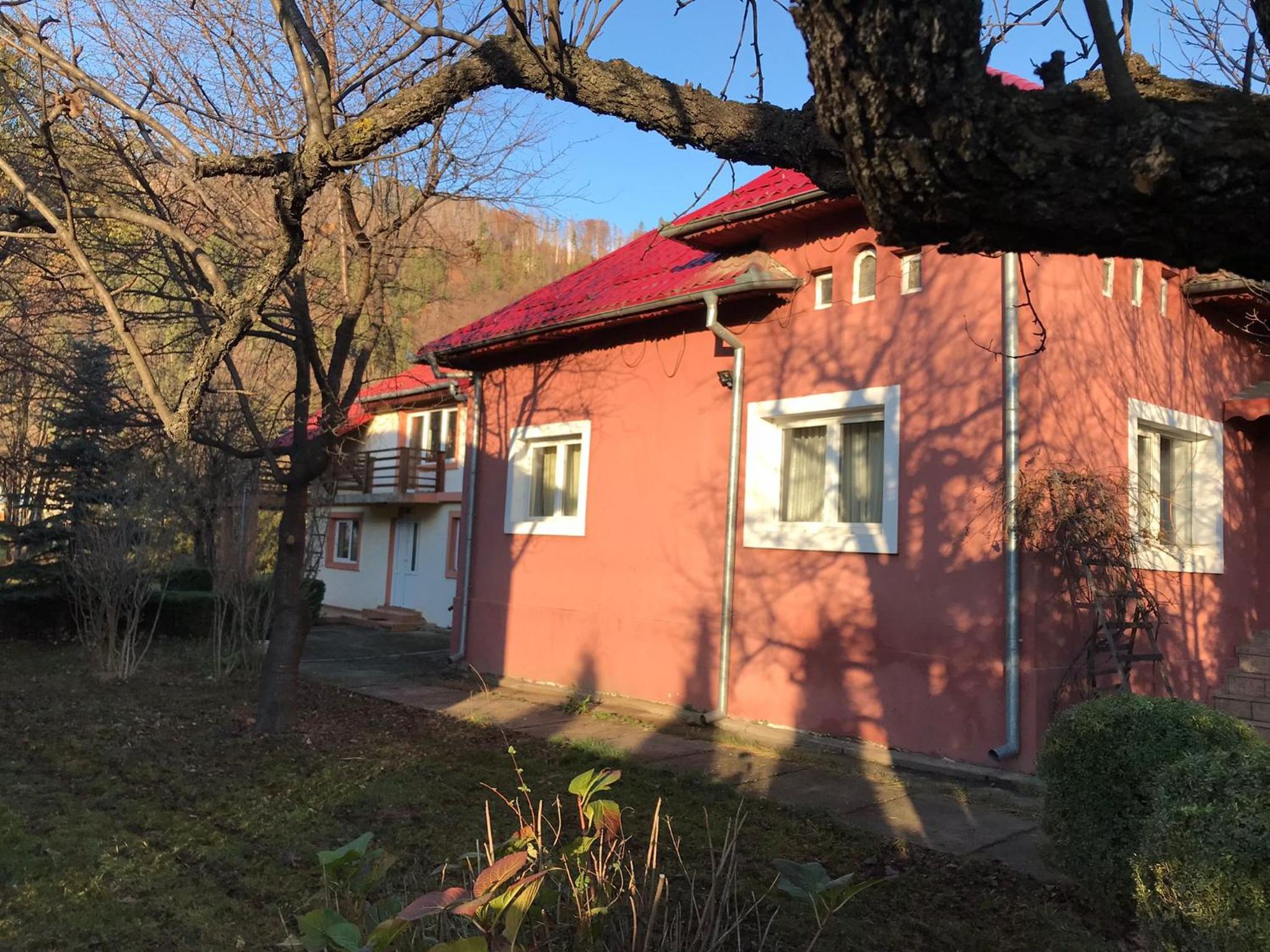 Two-Bedroom House photo 3