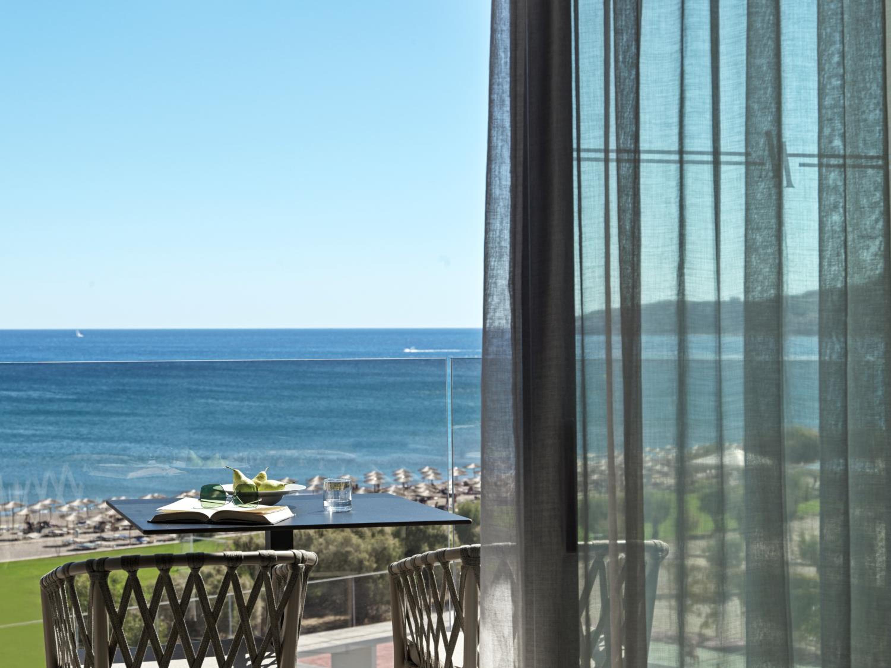 Open Plan Suite Sea View - Photo 14