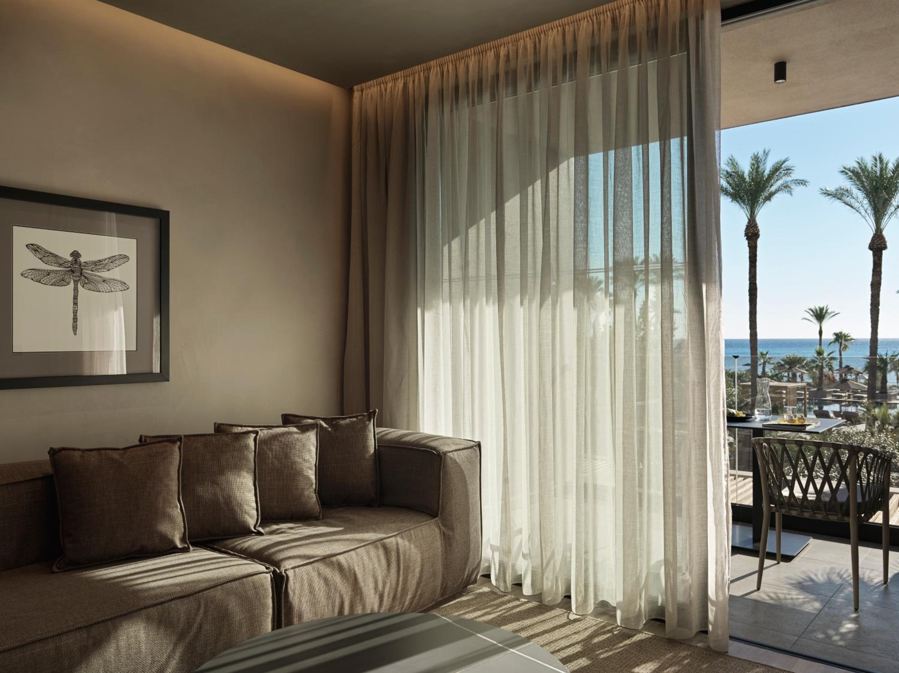 Open Plan Suite Sea View - Photo 2